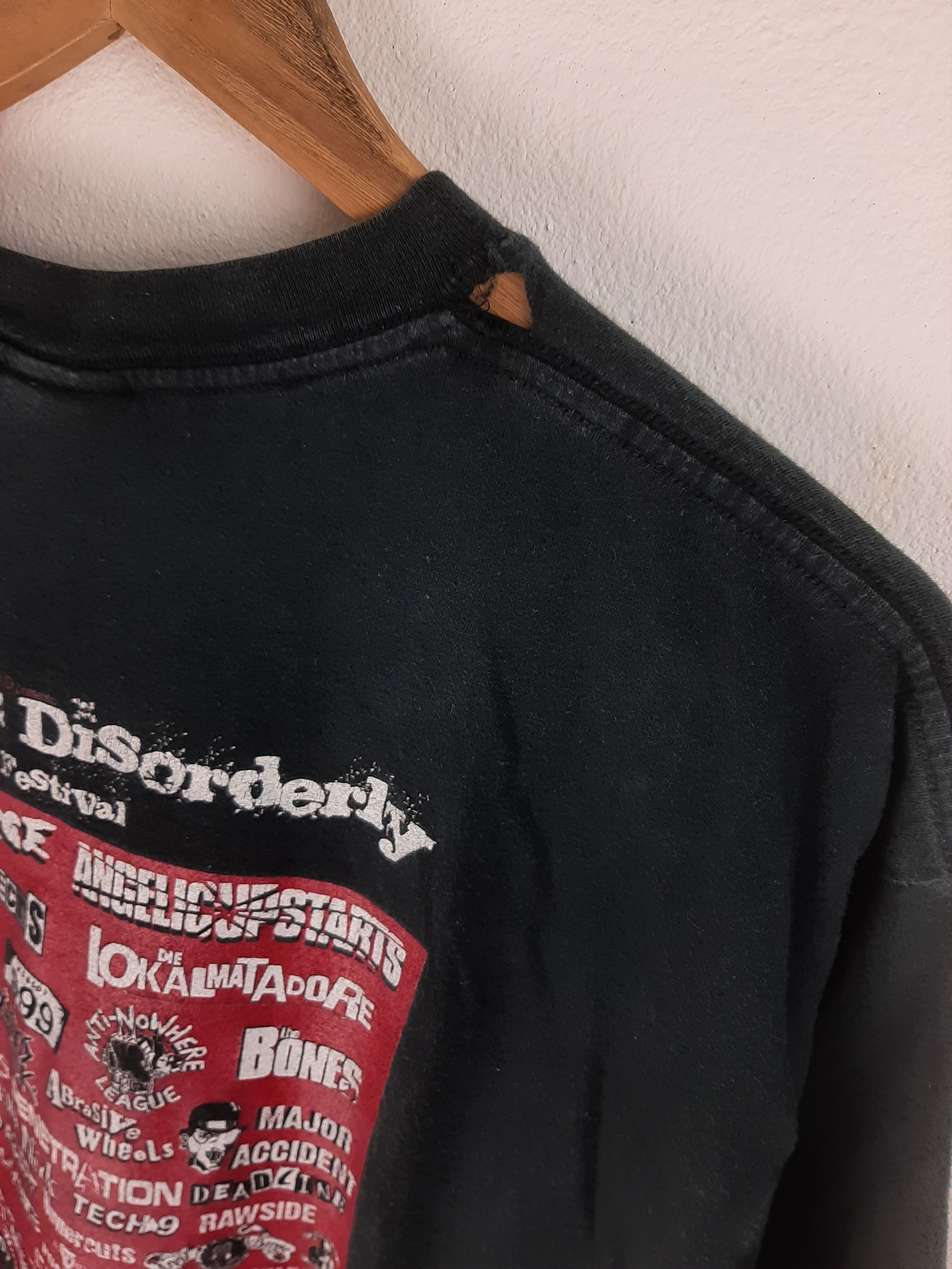 Band Tees VINTAGE 2000s PUNK & DISORDERLY FEST (discharge angelic) Size US L / EU 52-54 / 3 - 8 Thumbnail