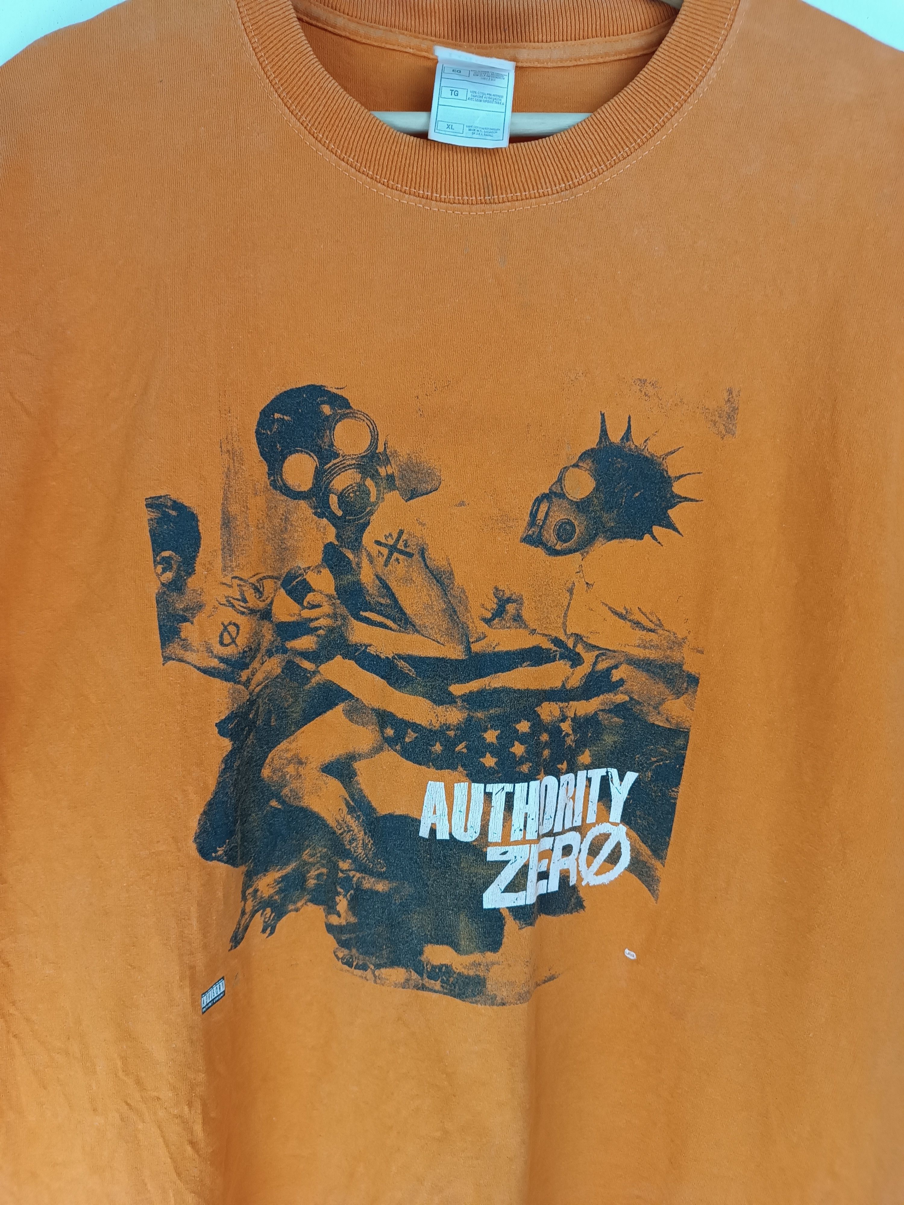 Band Tees VINTAGE Y2K AUTHORITY ZERO (bad religion greenday sum 41) Size US XL / EU 56 / 4 - 5 Thumbnail