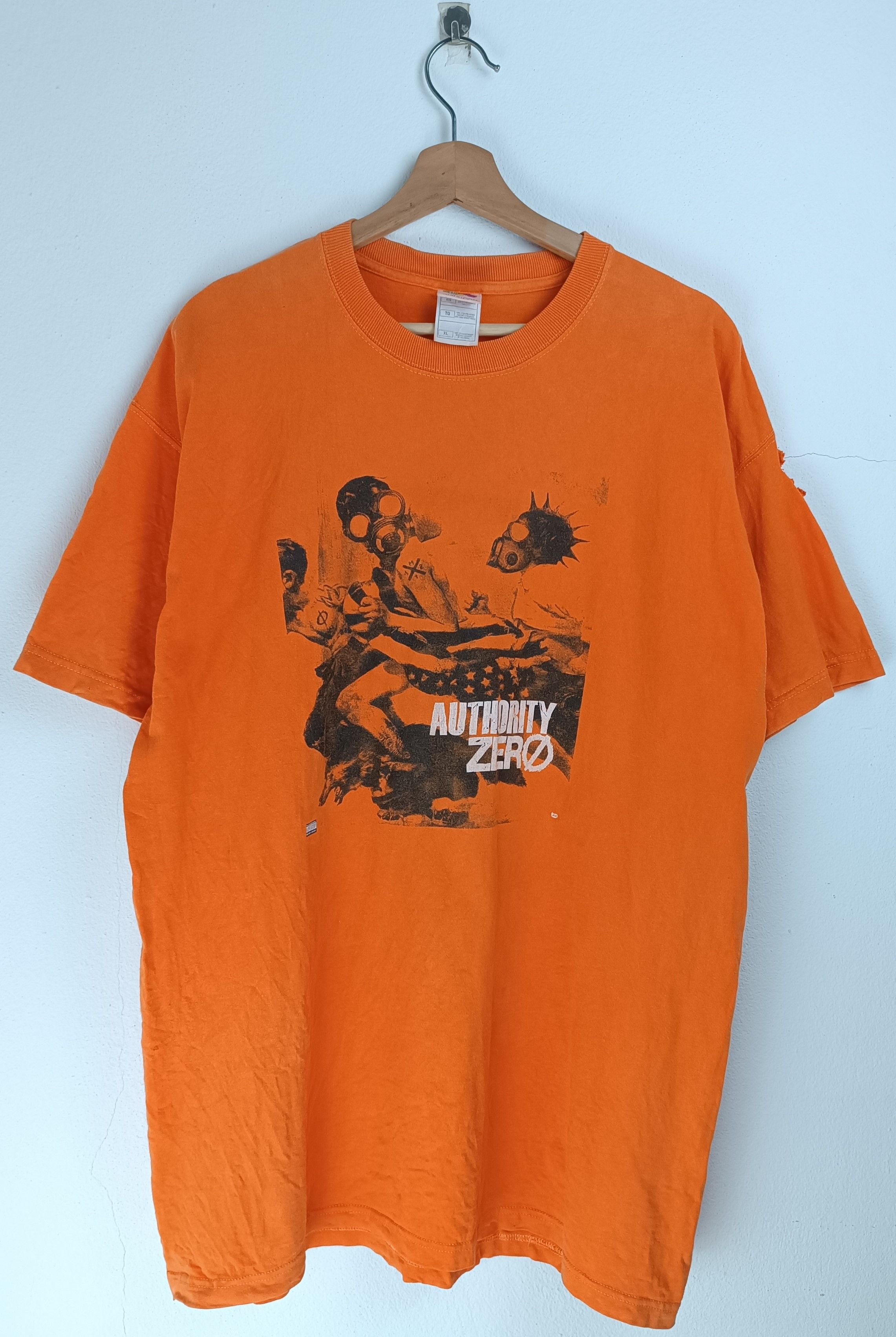 Band Tees VINTAGE Y2K AUTHORITY ZERO (bad religion greenday sum 41) Size US XL / EU 56 / 4 - 3 Thumbnail