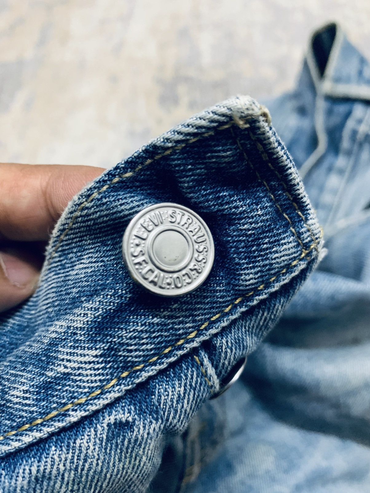 Levi's Vintage Levi’s Denim 501 Blue Wash Distressed Jean 38x29 Size US 38 / EU 54 - 9 Thumbnail