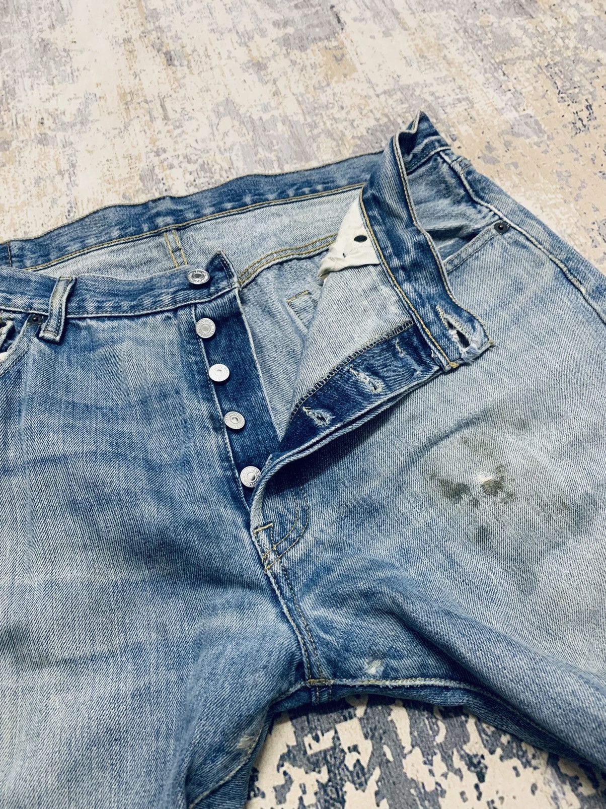 Levi's Vintage Levi’s Denim 501 Blue Wash Distressed Jean 38x29 Size US 38 / EU 54 - 6 Thumbnail