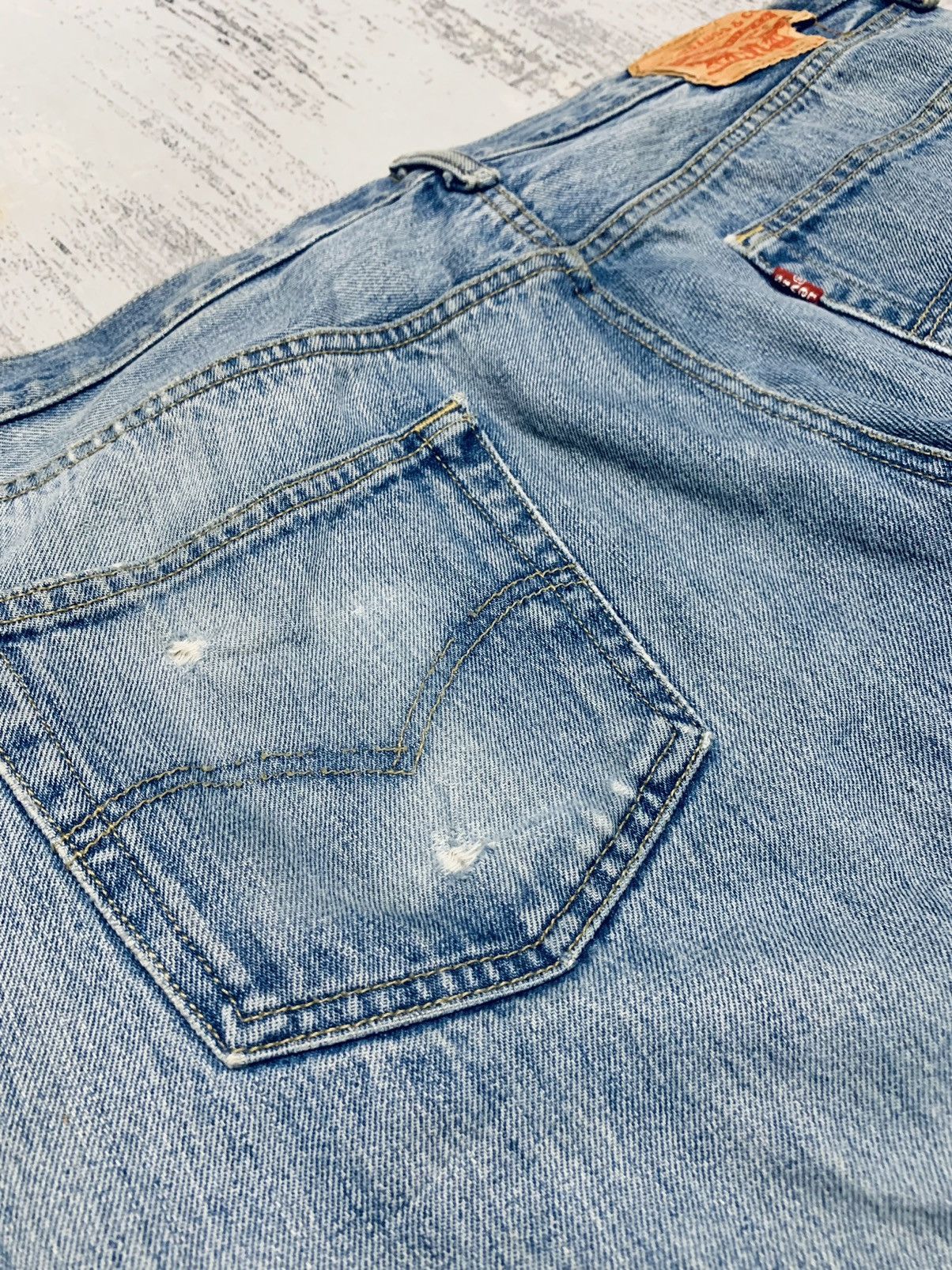 Levi's Vintage Levi’s Denim 501 Blue Wash Distressed Jean 38x29 Size US 38 / EU 54 - 11 Thumbnail
