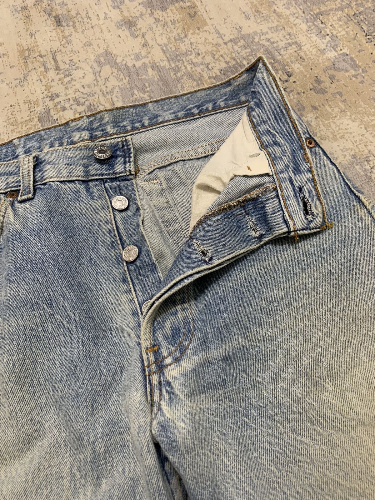 Levi's Vintage Levi’s 501 Trashed Denim Jeans made in usa W29x32 Size US 29 - 3 Thumbnail