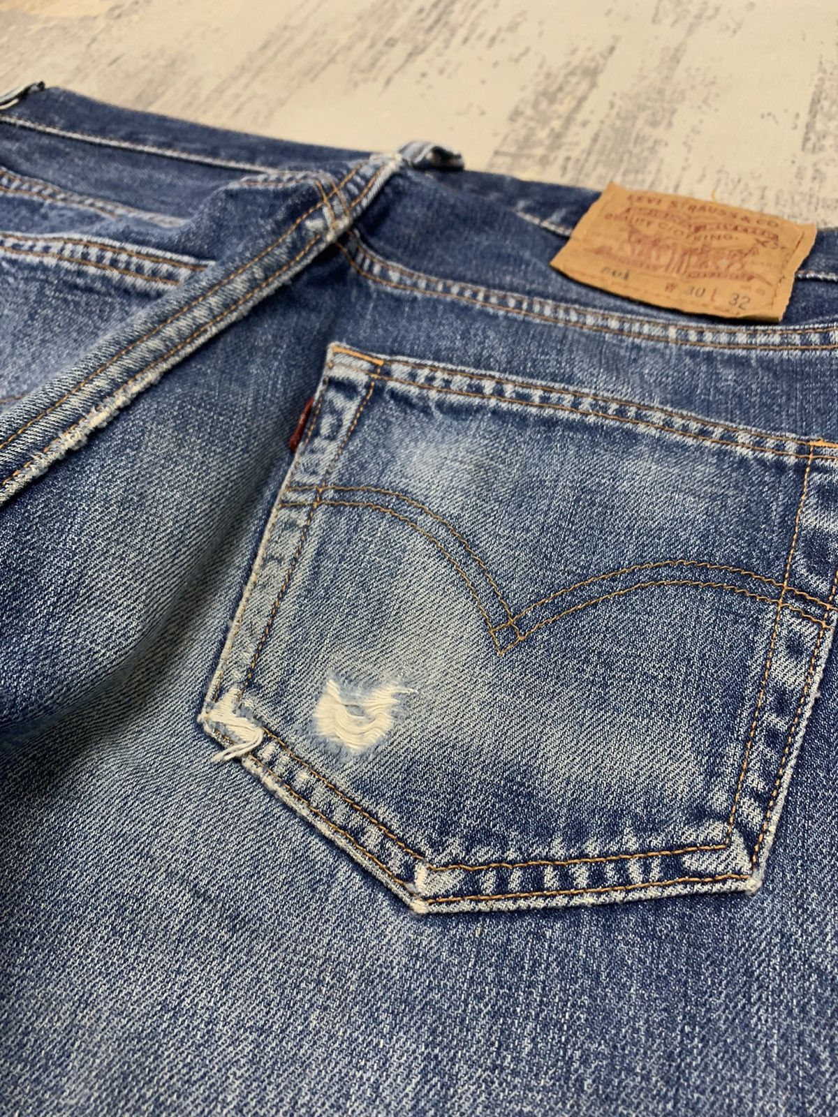 Levi's Vintage Levis 501 Distressed Denim Jeans W28x30.5 Size US 28 / EU 44 - 12 Thumbnail