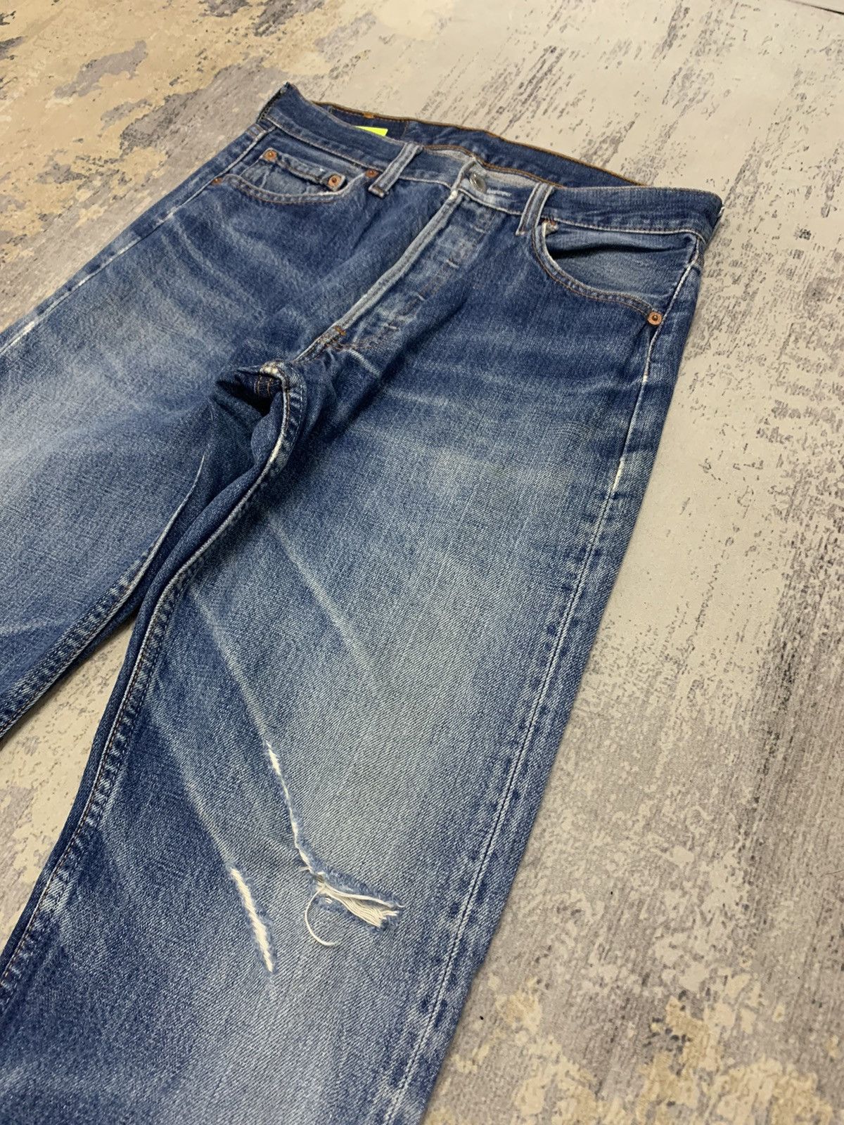 Levi's Vintage Levis 501 Distressed Denim Jeans W28x30.5 Size US 28 / EU 44 - 3 Thumbnail