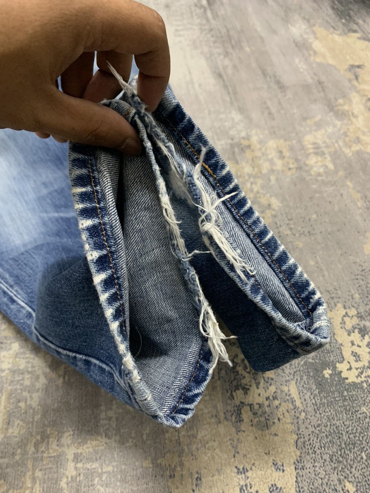 Levi's Vintage Levis 501 Distressed Denim Jeans W28x30.5 Size US 28 / EU 44 - 14 Thumbnail