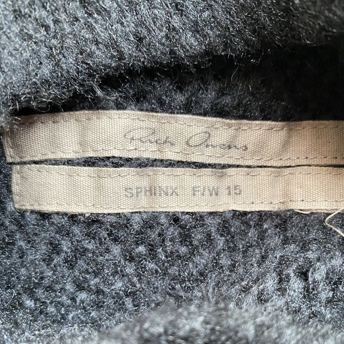 Rick Owens FW15 “Sphinx” Silk Sweater Size US S / EU 44-46 / 1 - 3 Thumbnail