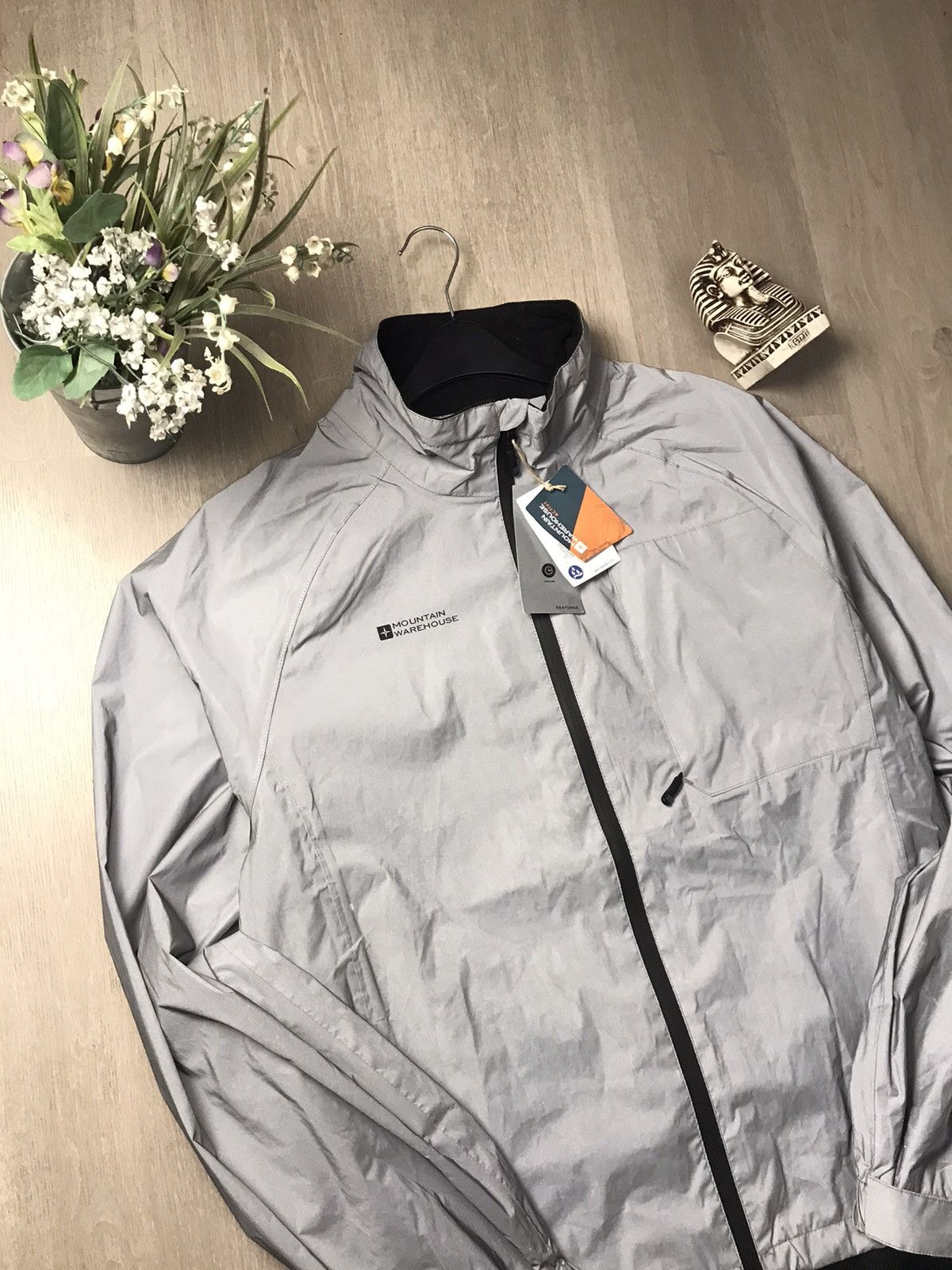 Goretex × Other × The Mountain Mountain Warehouse Reflective jacket size L Size US L / EU 52-54 / 3 - 6 Thumbnail