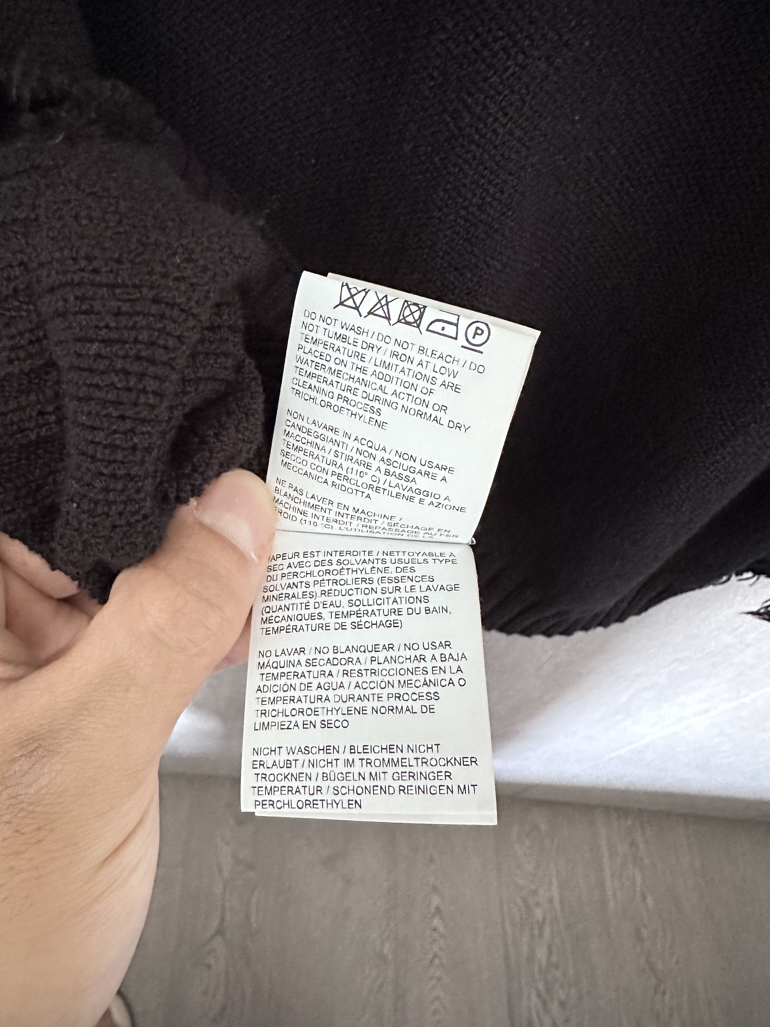 Off-White OFF-WHITE Distressed Logo Intarsia Wool Sweater Black/Yellow Size US M / EU 48-50 / 2 - 5 Thumbnail