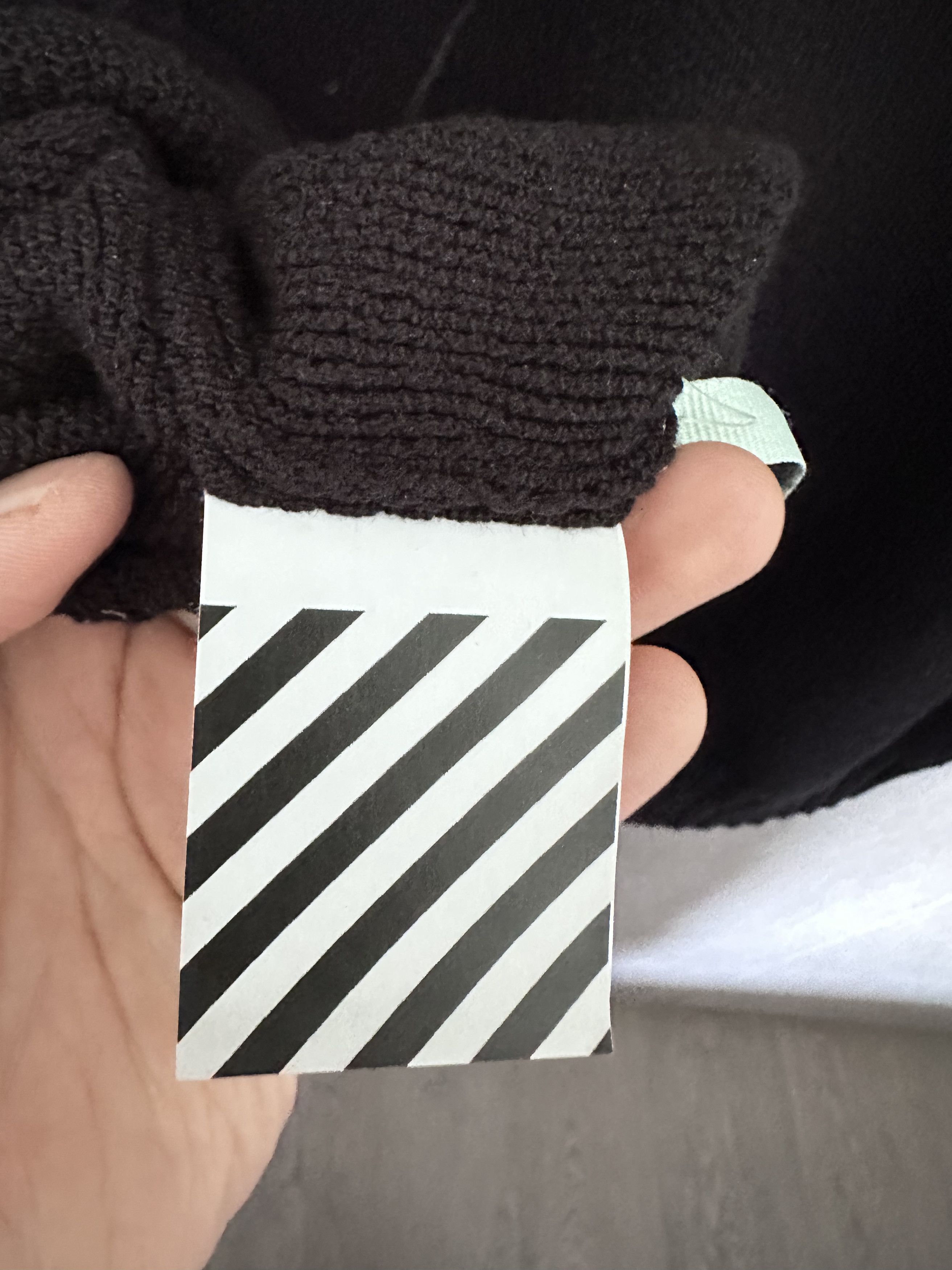 Off-White OFF-WHITE Distressed Logo Intarsia Wool Sweater Black/Yellow Size US M / EU 48-50 / 2 - 3 Thumbnail