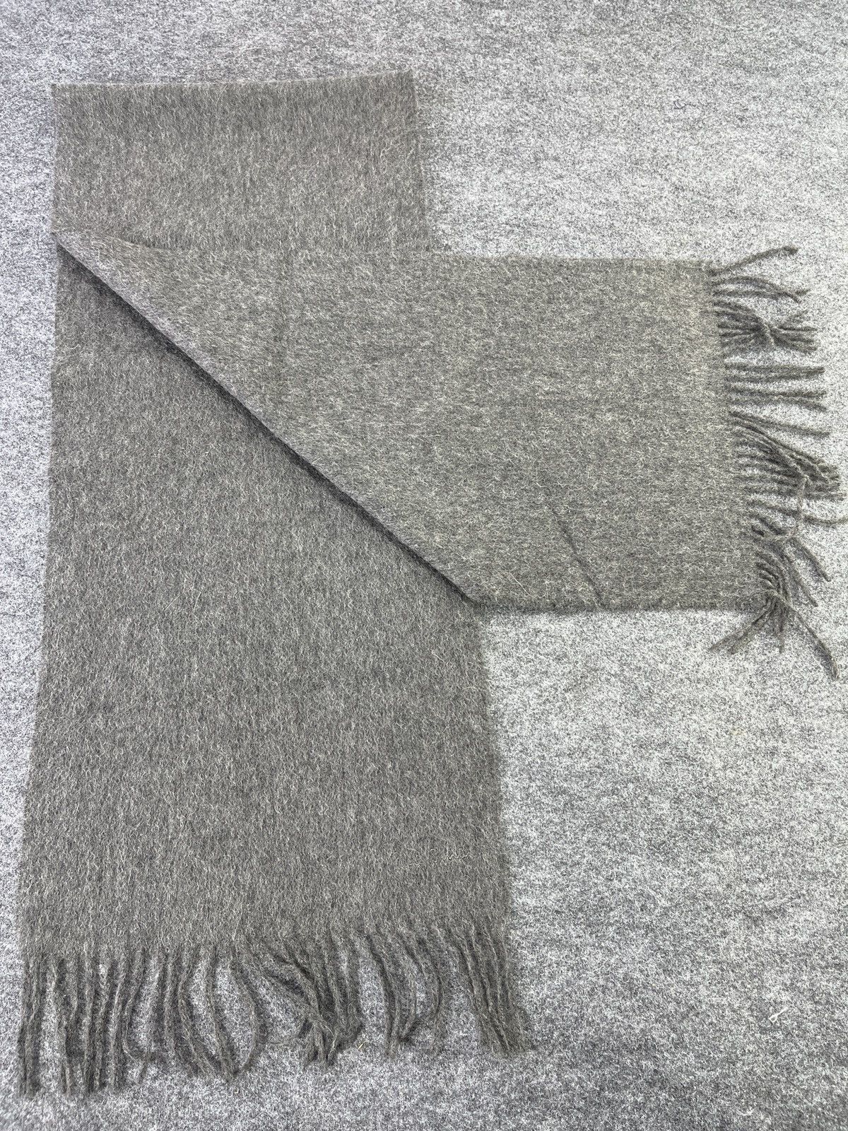 Paul Smith Cashmere Scarf / Muffler / Neckwear T170