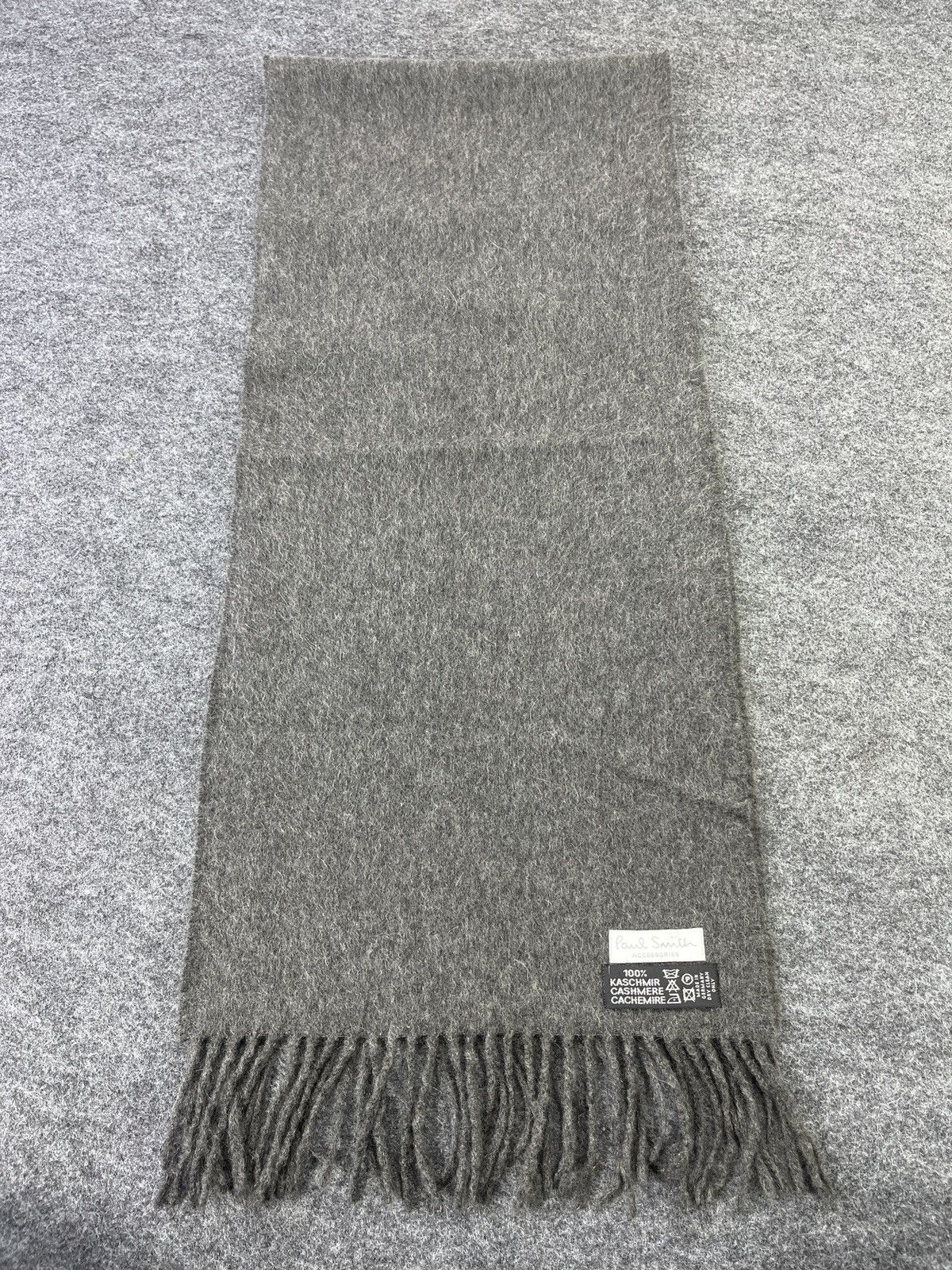 Paul Smith Cashmere Scarf / Muffler / Neckwear T170