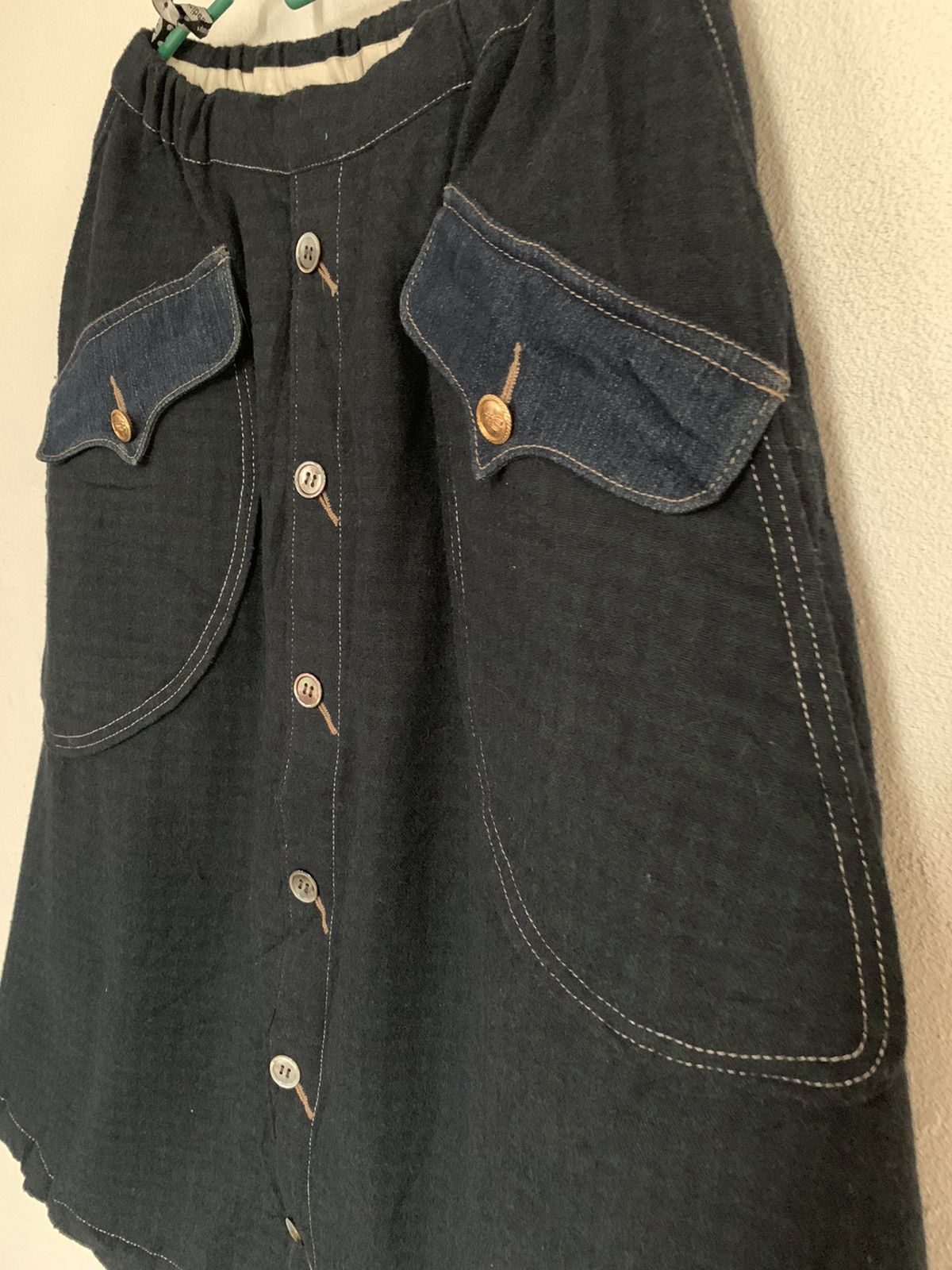 Issey Miyake VINTAGE ISSEY MIYAKE MIDI BUTTON SKIRT PUNK Size 26" / US 2 / IT 38 - 2 Thumbnail