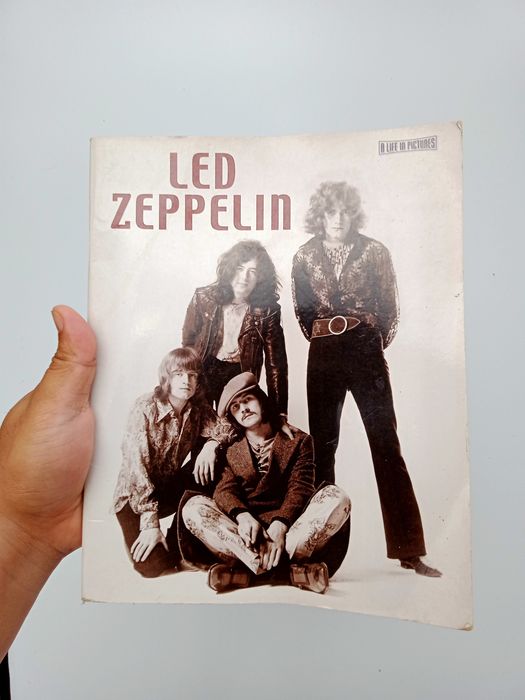 Led Zeppelin 1990s 🔥RARE🔥VINTAGE MAGAZINE LED ZEPPELIN STORY | Grailed