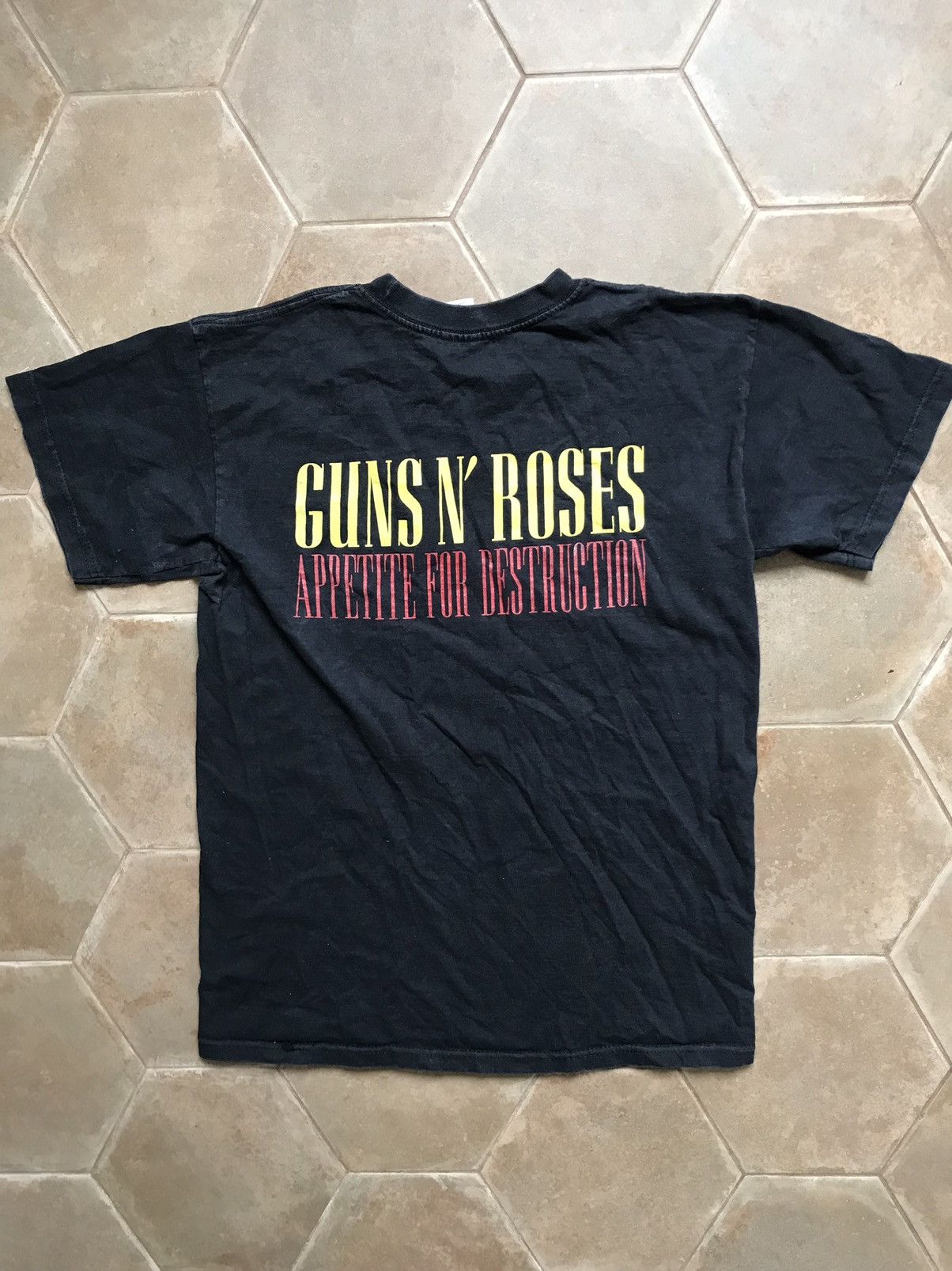 Guns N' Roses × Vintage VINTAGE GUNS N ROSES SHIRT BIG LOGO Size US S / EU 44-46 / 1 - 6 Thumbnail