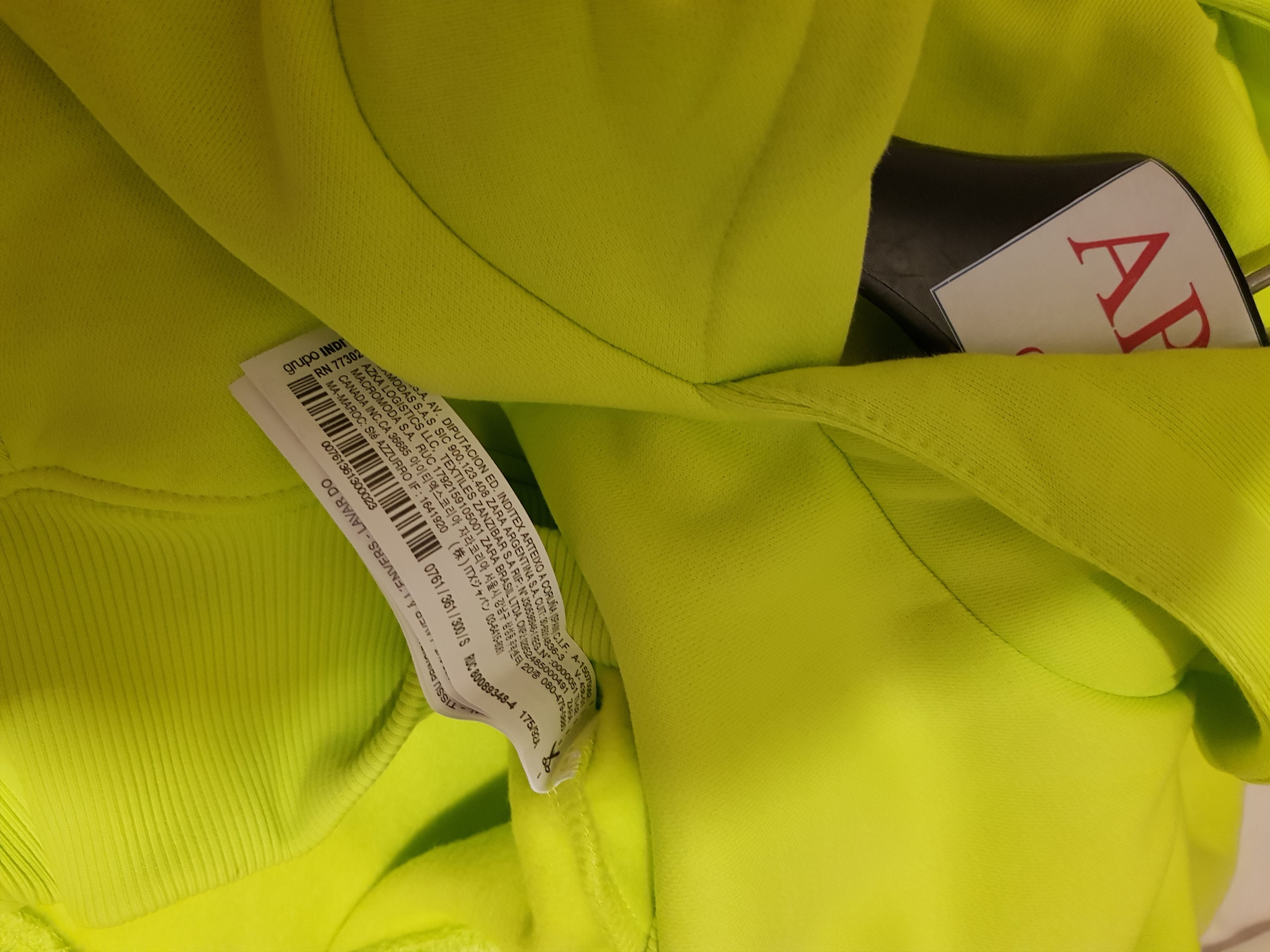 Neon hoodie zara best sale