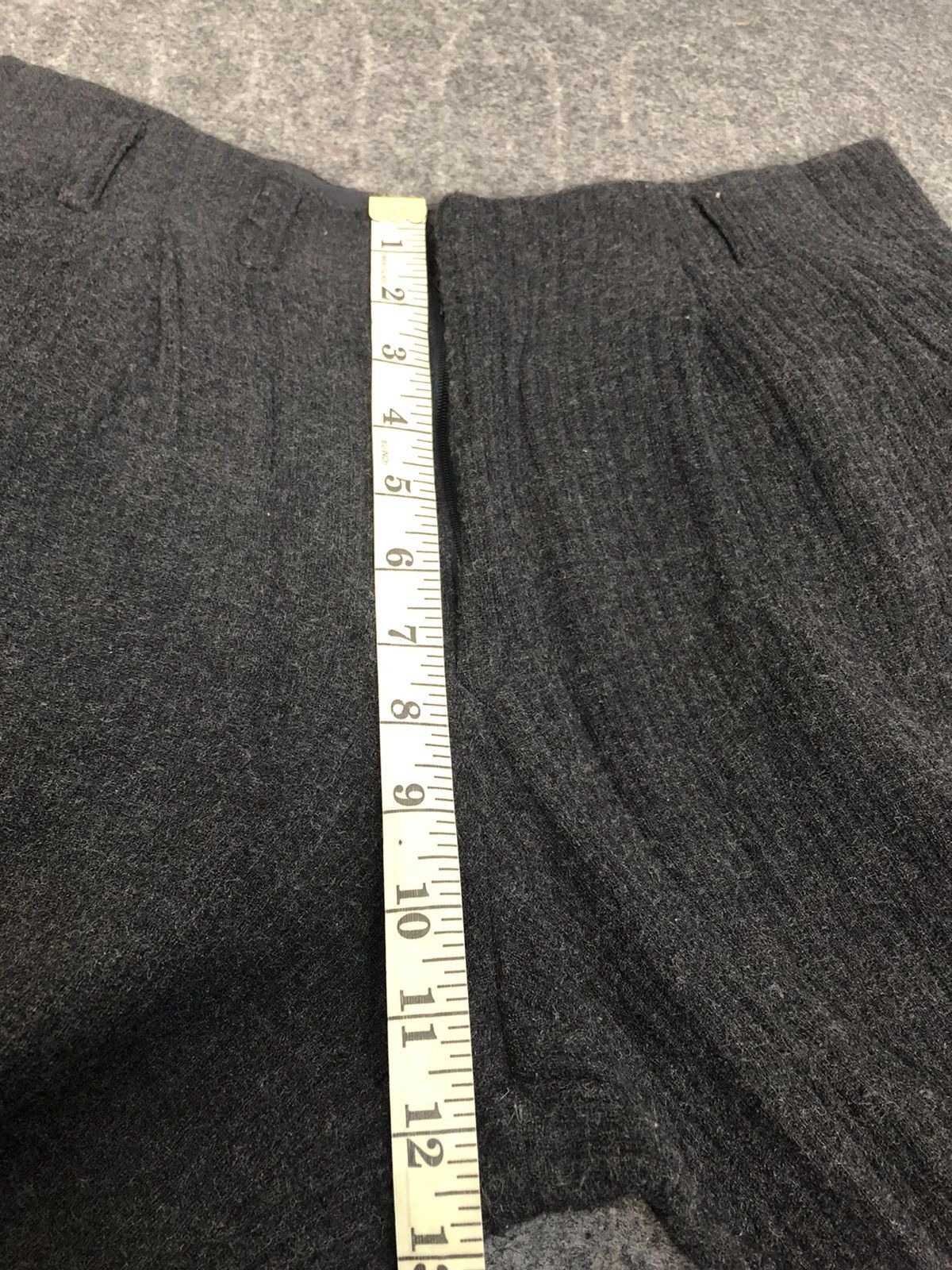 Issey Miyake × Japanese Brand × Tete Homme Hype Tete Homme Issey Miyake 3/4 Woven Stretch Casual Pant Size US 30 / EU 46 - 13 Thumbnail