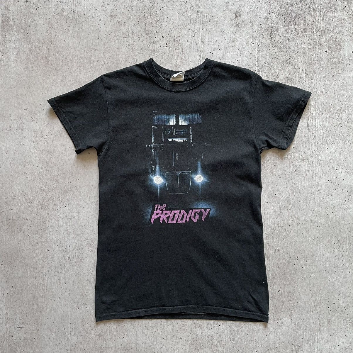 Band Tees × Vintage The Prodigy tee No Tourists UK tour 2018 vintage size S Size US S / EU 44-46 / 1 - 1 Thumbnail