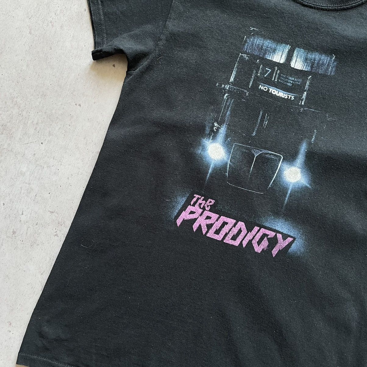 Band Tees × Vintage The Prodigy tee No Tourists UK tour 2018 vintage size S Size US S / EU 44-46 / 1 - 4 Thumbnail