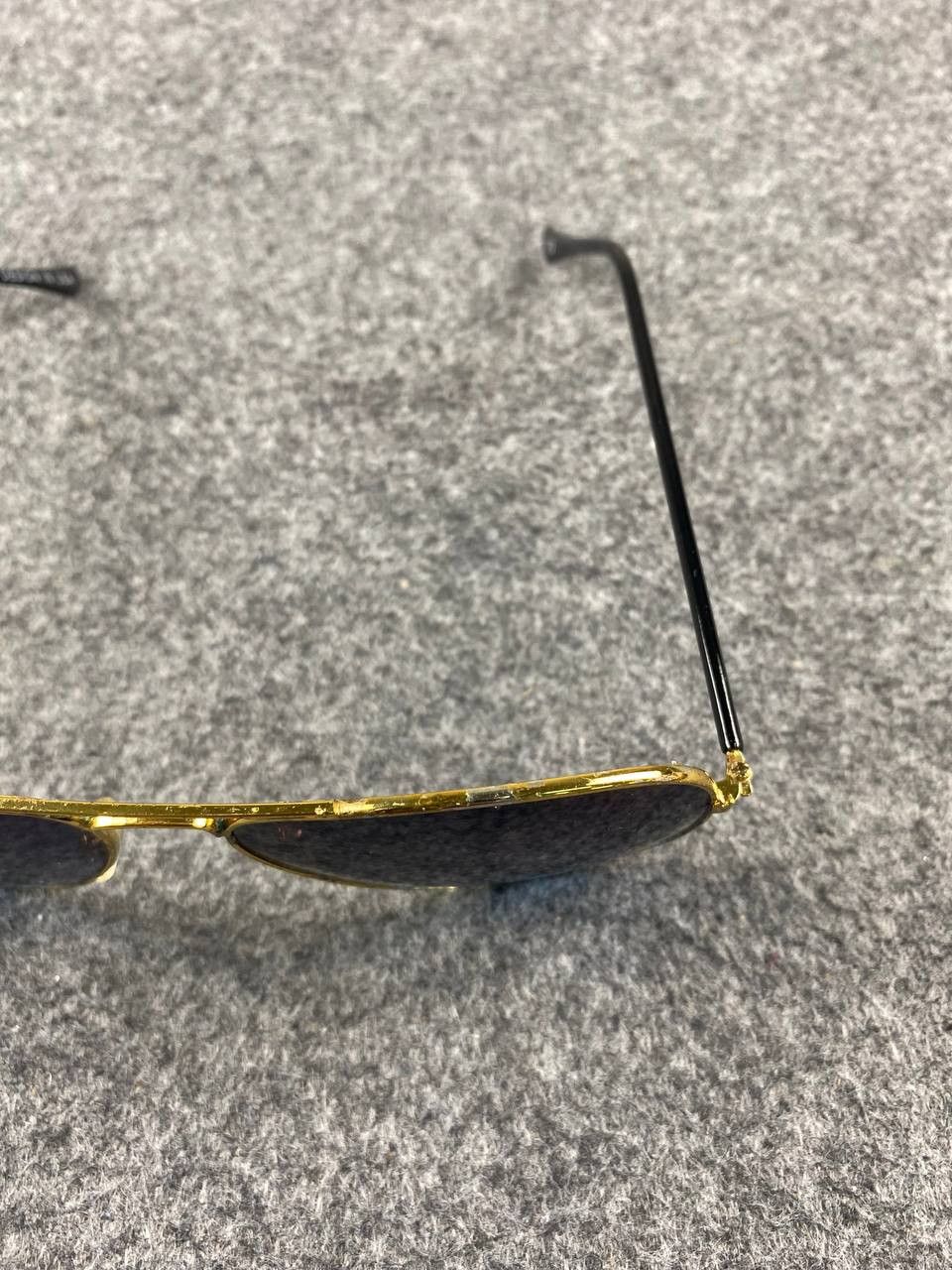 Other vintage sunglass design in usa blue lens Size ONE SIZE - 2 Thumbnail