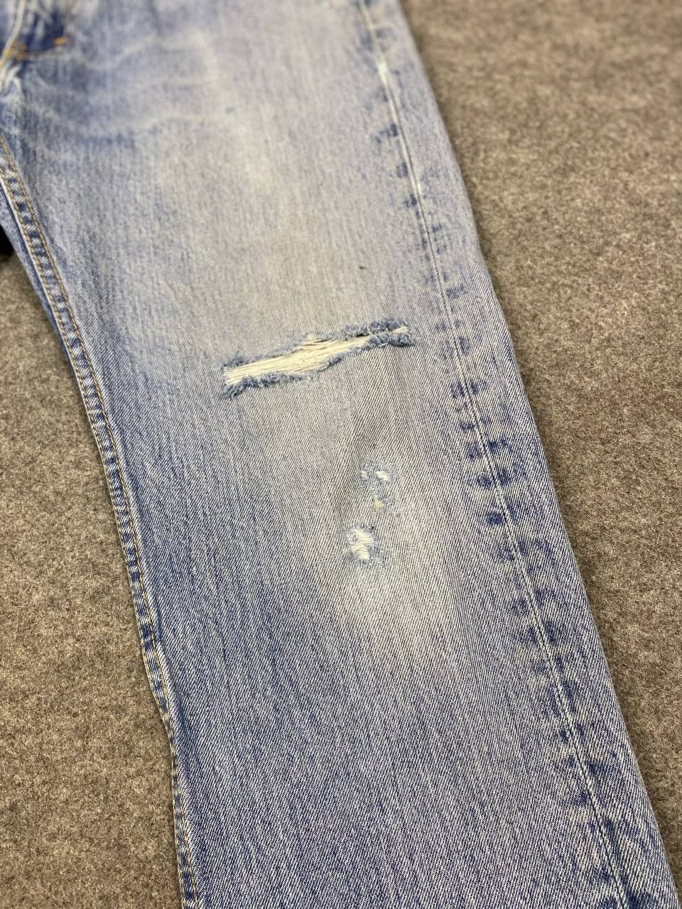 Levi's levis 505 relaxed fit distressed denim nice design Size US 37 - 9 Thumbnail