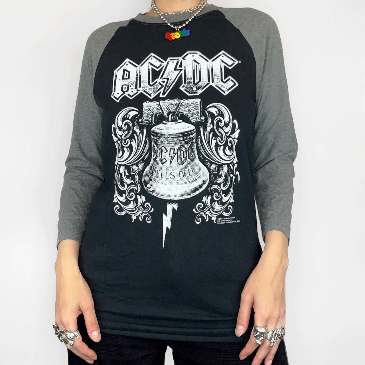 AC/DC × Band Tees × Liquid Blue Liquid Blue AC/DC Raglan Shirt Size S / US 4 / IT 40 - 1 Thumbnail