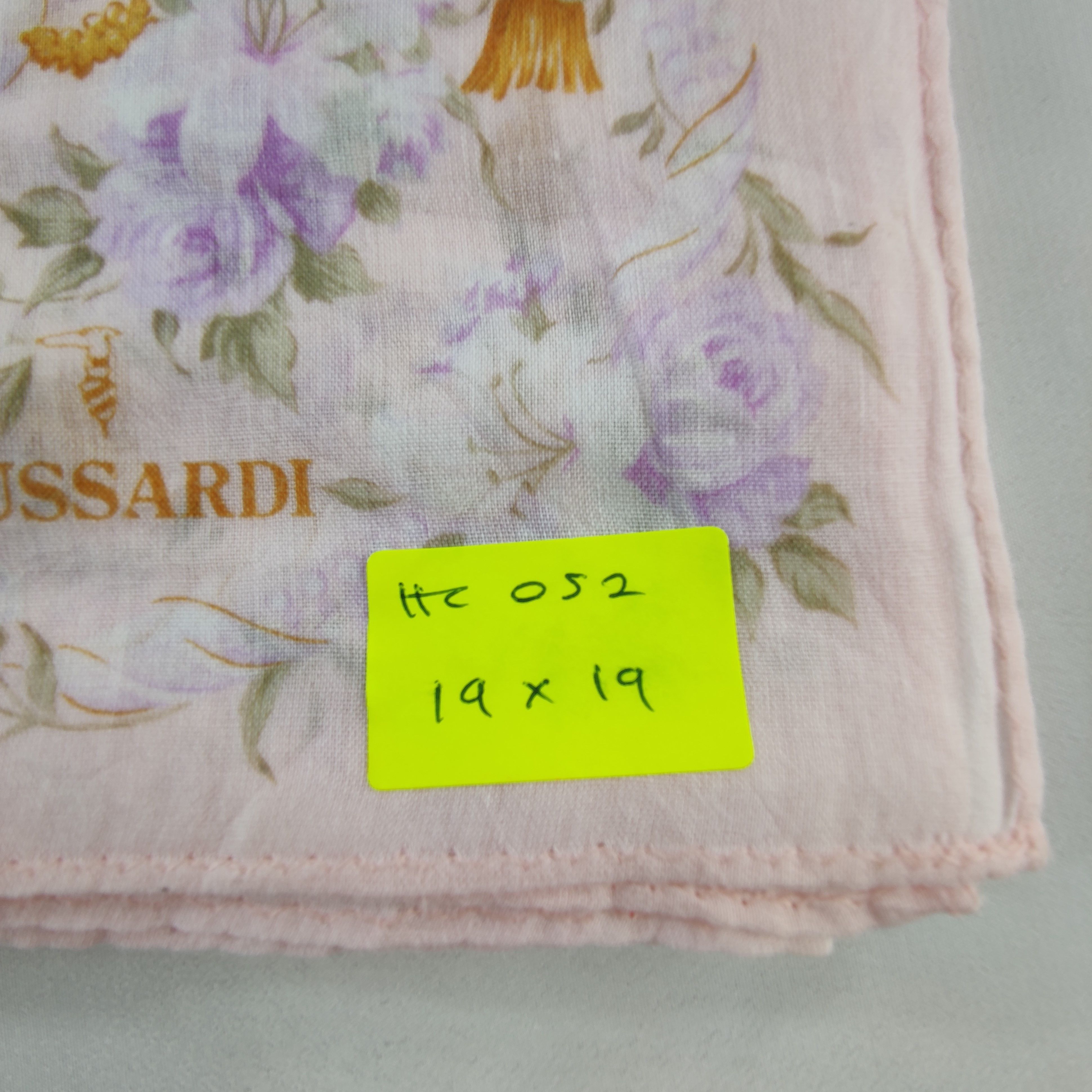 Trussardi Trussardi Handkerchief /Neckerchief /Bandana Size ONE SIZE - 6 Thumbnail