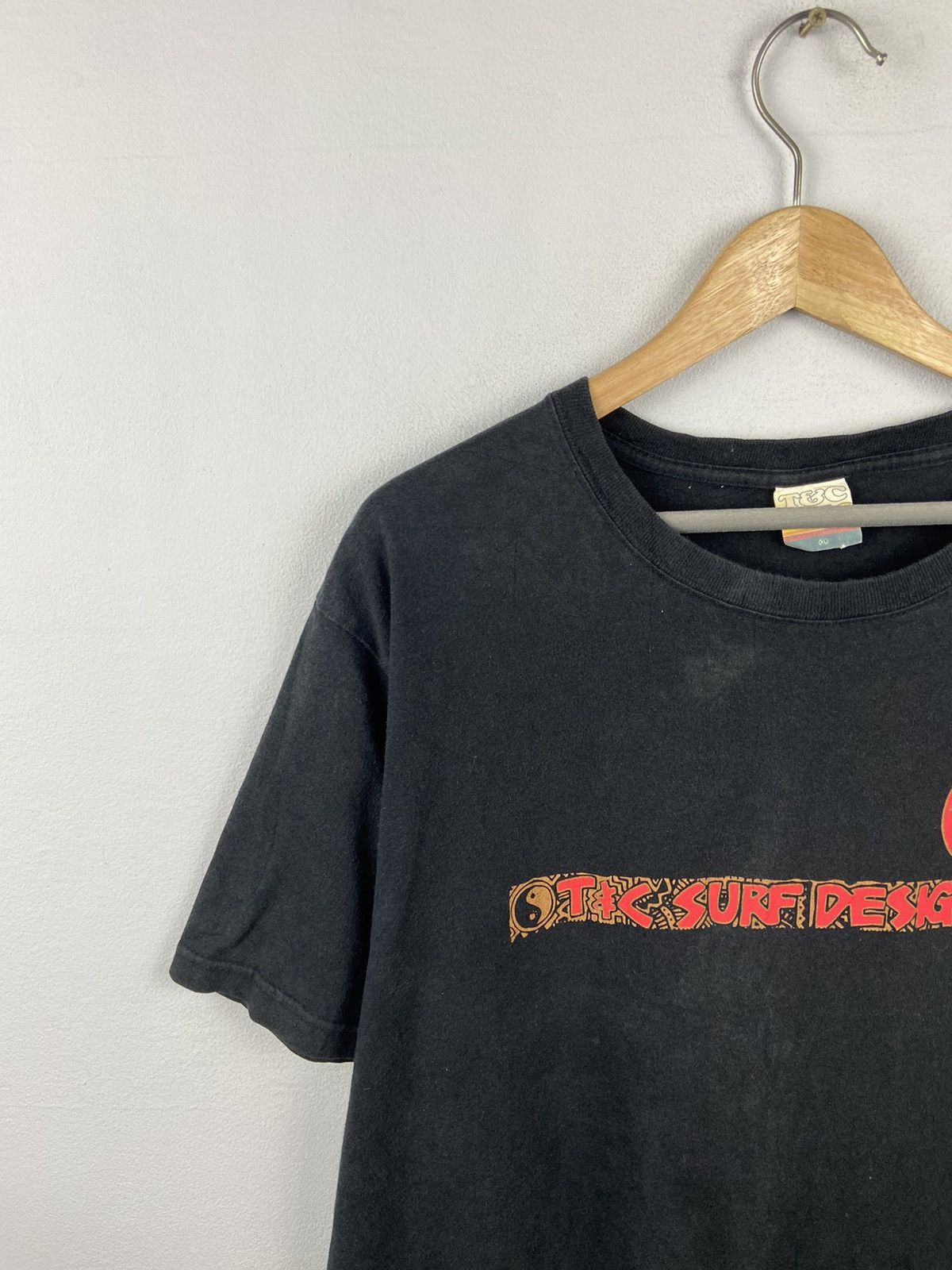 Vintage Vintage Tc Surf Design Hawaii Rare Tee Size US XL / EU 56 / 4 - 6 Thumbnail