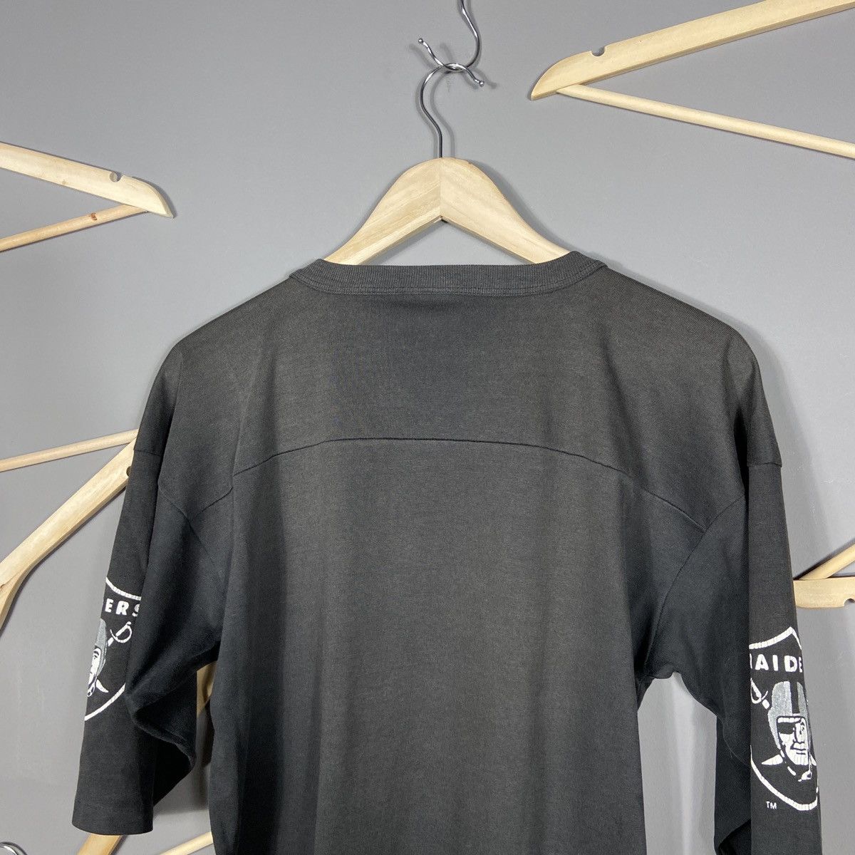 NFL Vintage 1980s Los Angeles Raiders NFL t-shirt Size US L / EU 52-54 / 3 - 14 Thumbnail