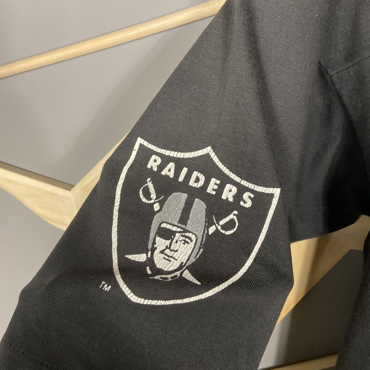 NFL Vintage 1980s Los Angeles Raiders NFL t-shirt Size US L / EU 52-54 / 3 - 7 Thumbnail