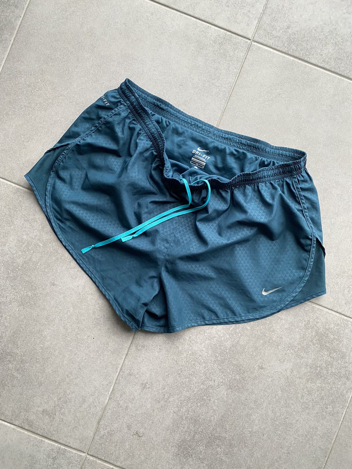 Nike Nike Dri Fit Shorts Size US 34 / EU 50 - 1 Thumbnail