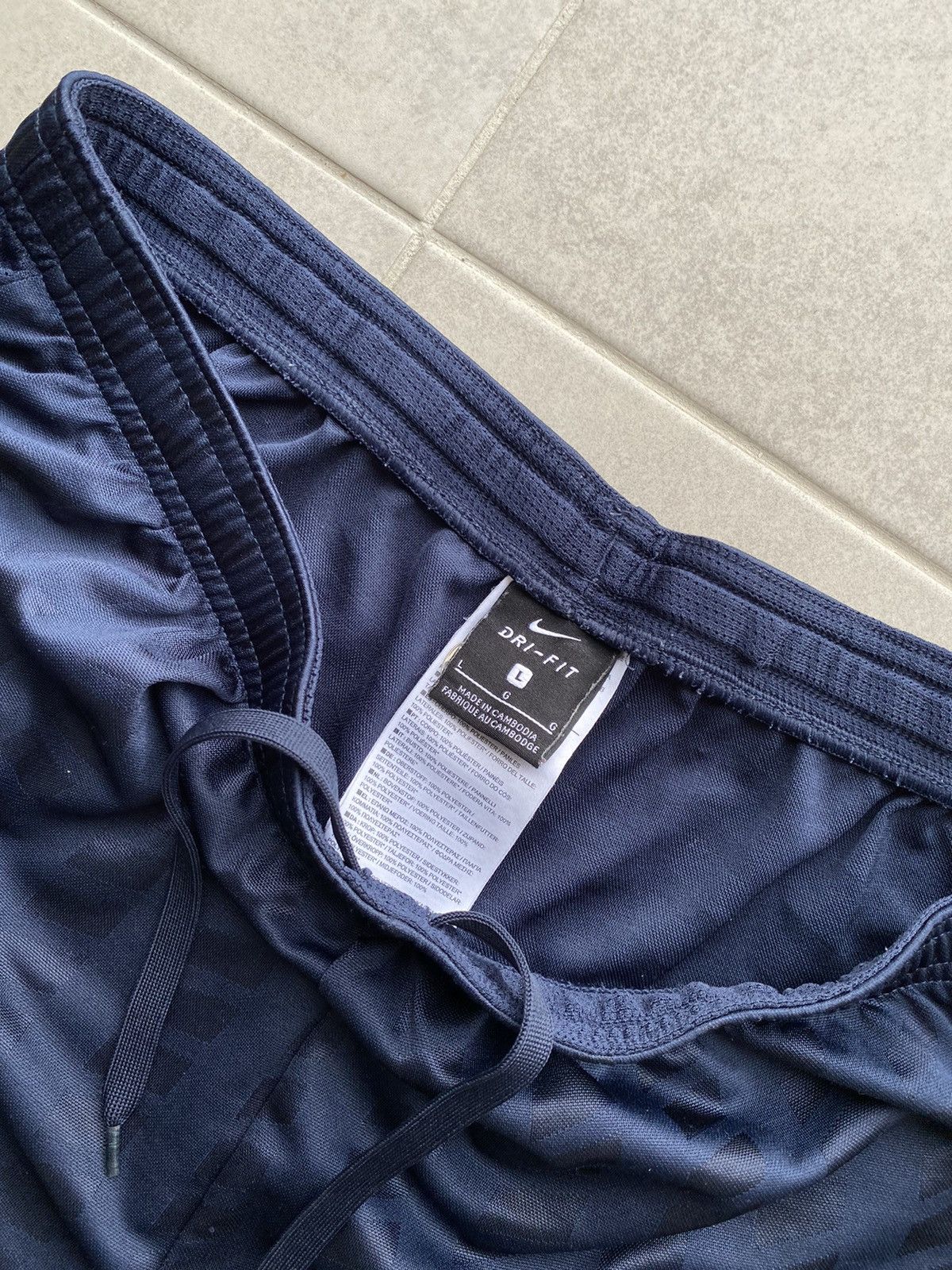 Nike Nike Dri Fit Shorts Size US 33 - 4 Thumbnail