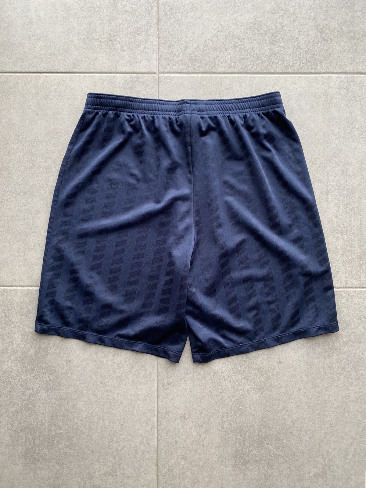 Nike Nike Dri Fit Shorts Size US 33 - 5 Thumbnail