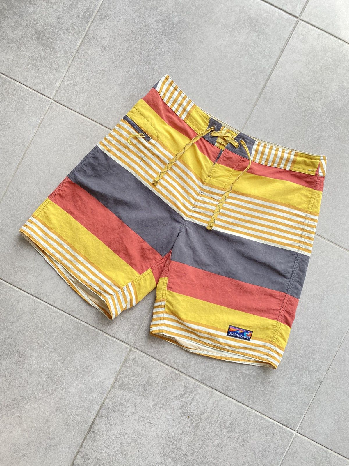 Other Patagonia Shorts Size US 32 / EU 48 - 1 Thumbnail