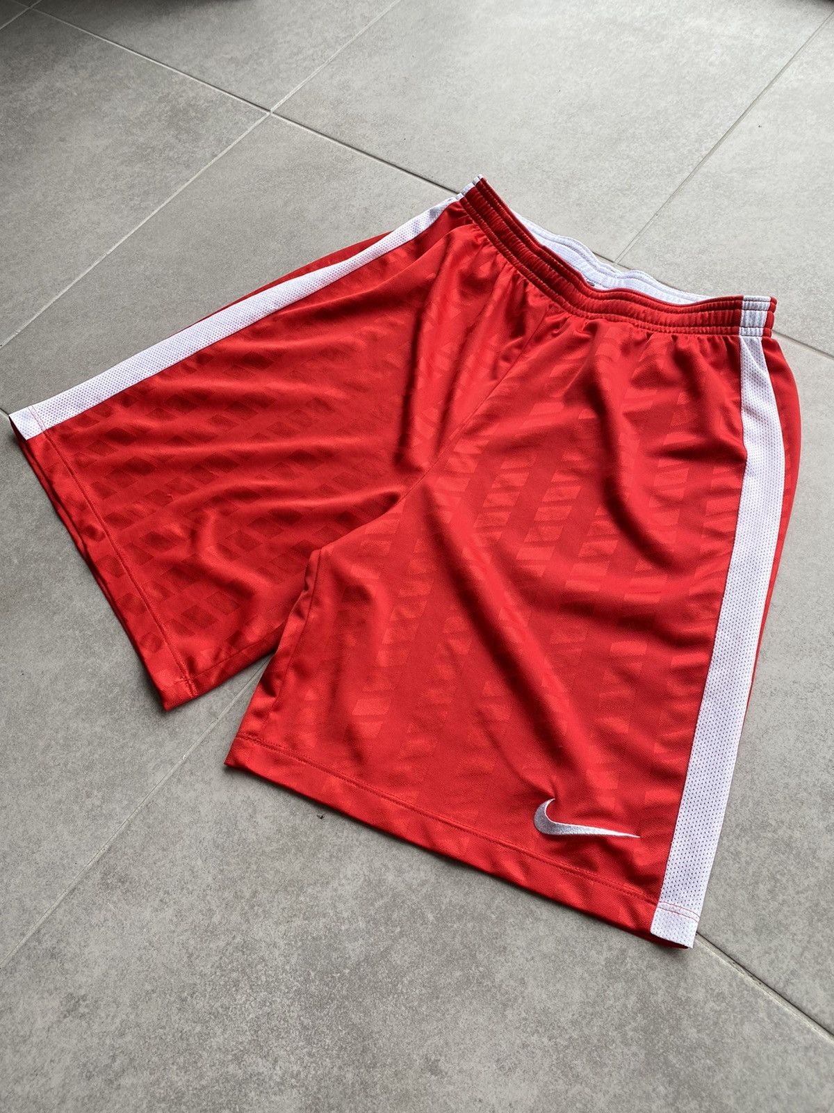 Nike Vintage Nike Dri Fit Shorts Size US 28 / EU 44 - 2 Thumbnail