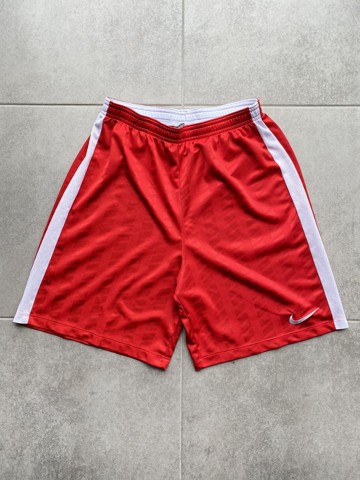 Nike Vintage Nike Dri Fit Shorts Size US 28 / EU 44 - 4 Thumbnail