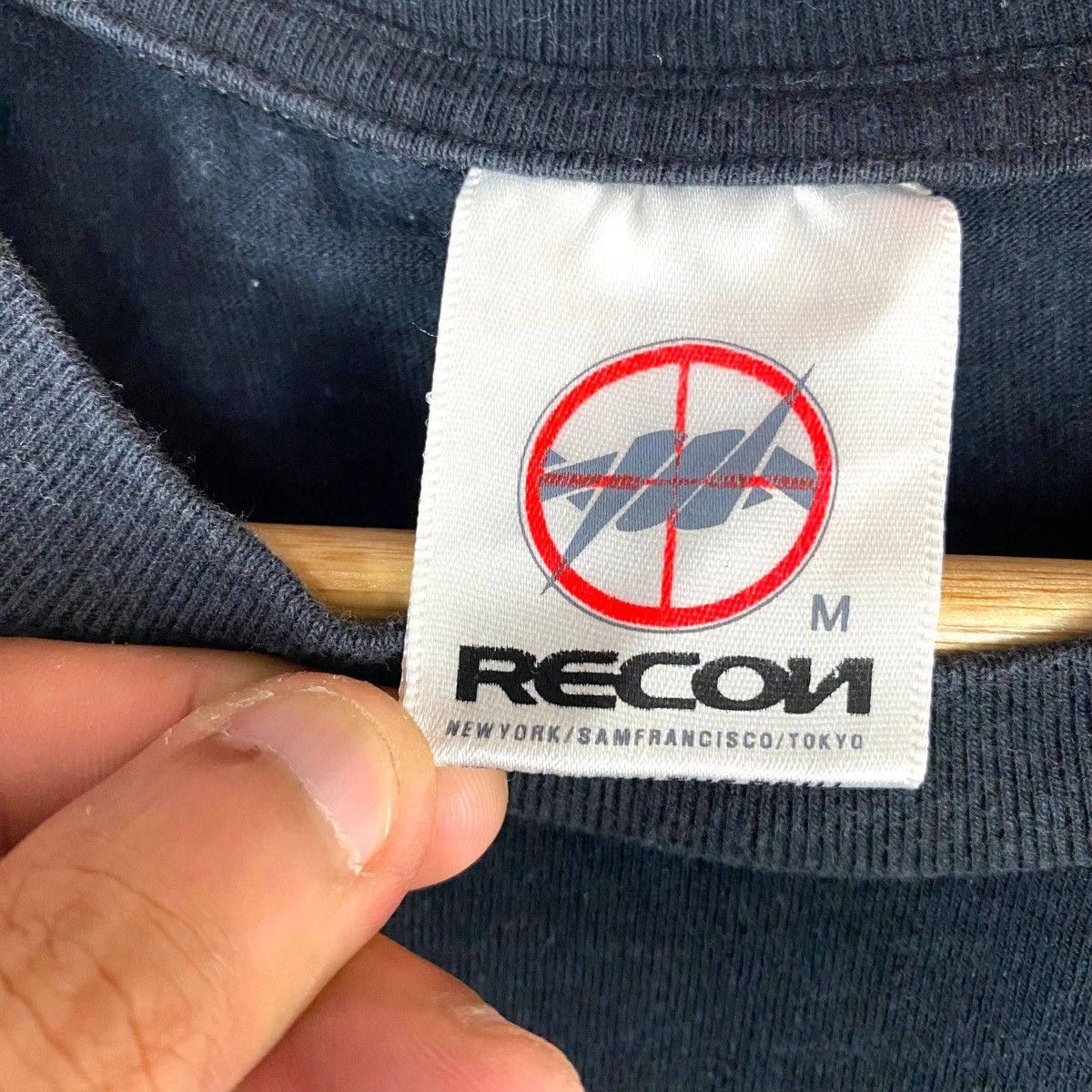 Futura × Recon VINTAGE RECON LOGO TEE Size US M / EU 48-50 / 2 - 6 Thumbnail
