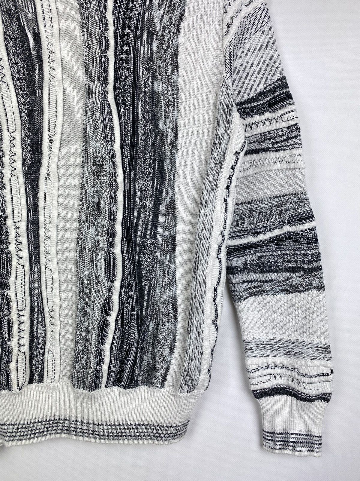 Carlo Colucci × Vintage Carlo Colucci men’s Coogi style 3D knitted sweater pullover Size US XXS / EU 40 - 20 Thumbnail