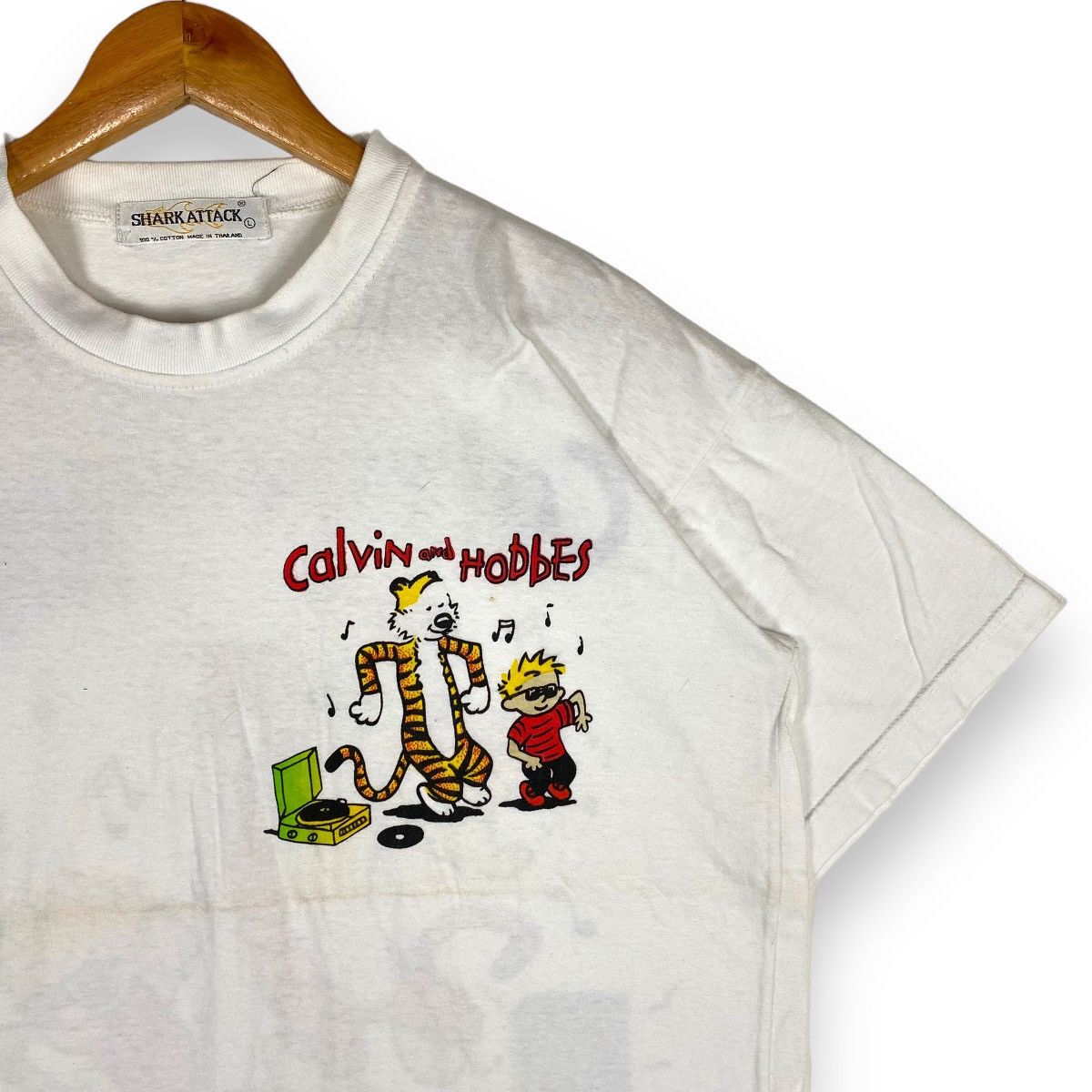 Vintage VINTAGE 90's CALVIN AND HOBBES CARTOON COMICS TEE Size US L / EU 52-54 / 3 - 4 Thumbnail
