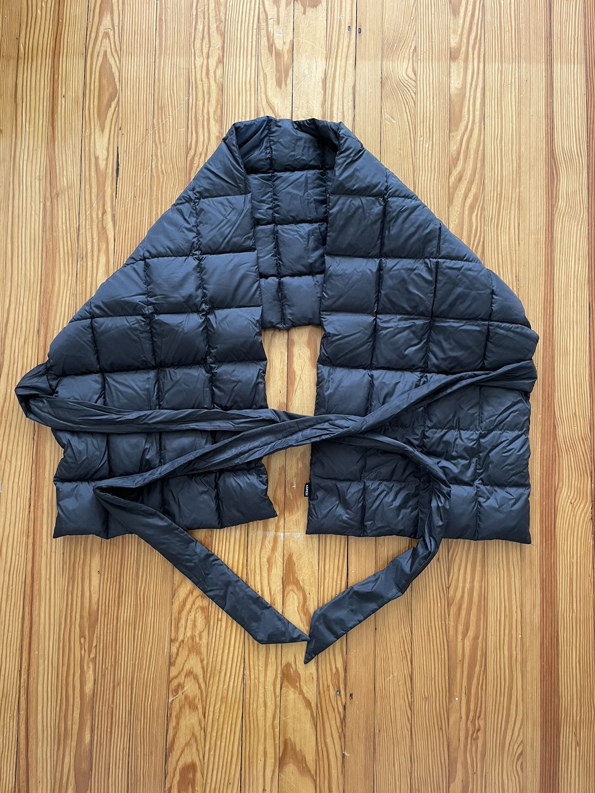 Aspesi Nylon Down Scarf Grey