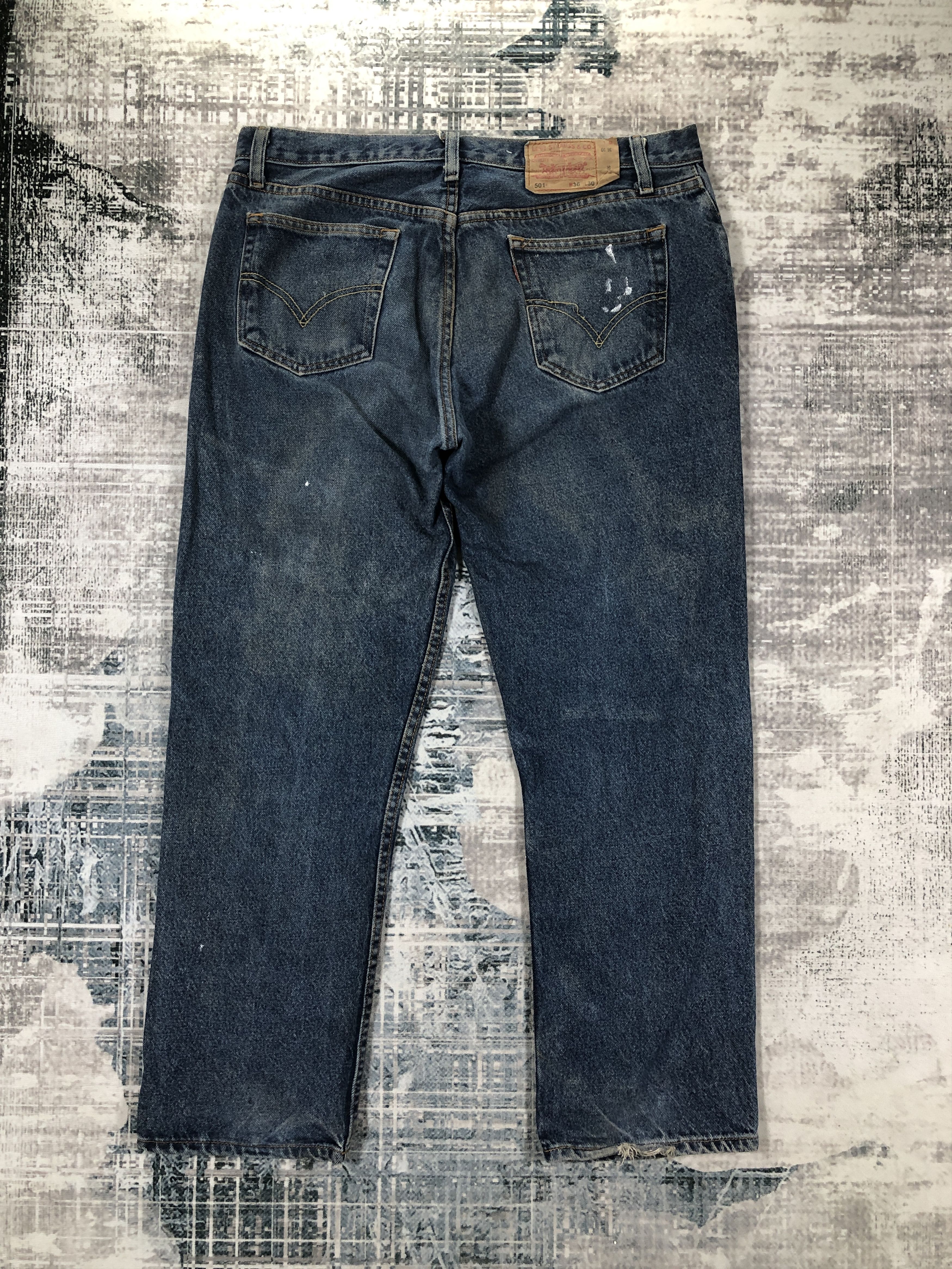 Levi's Levi's Jeans 501 Dark Wash Size US 36 / EU 52 - 2 Thumbnail