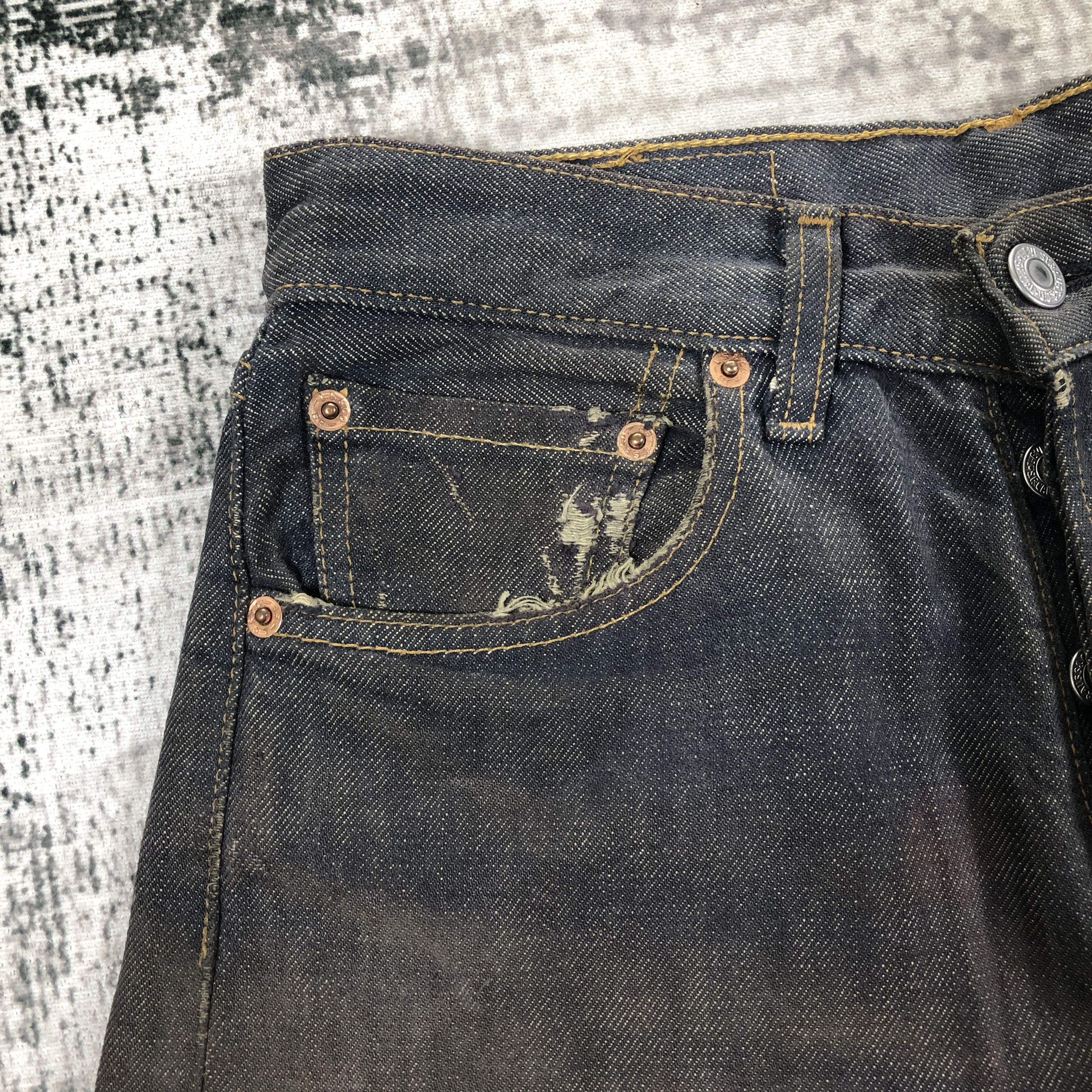 Levi's × Vintage Vintage Levis 501 Jeans Blue Wash Denim Size US 26 / EU 42 - 6 Thumbnail