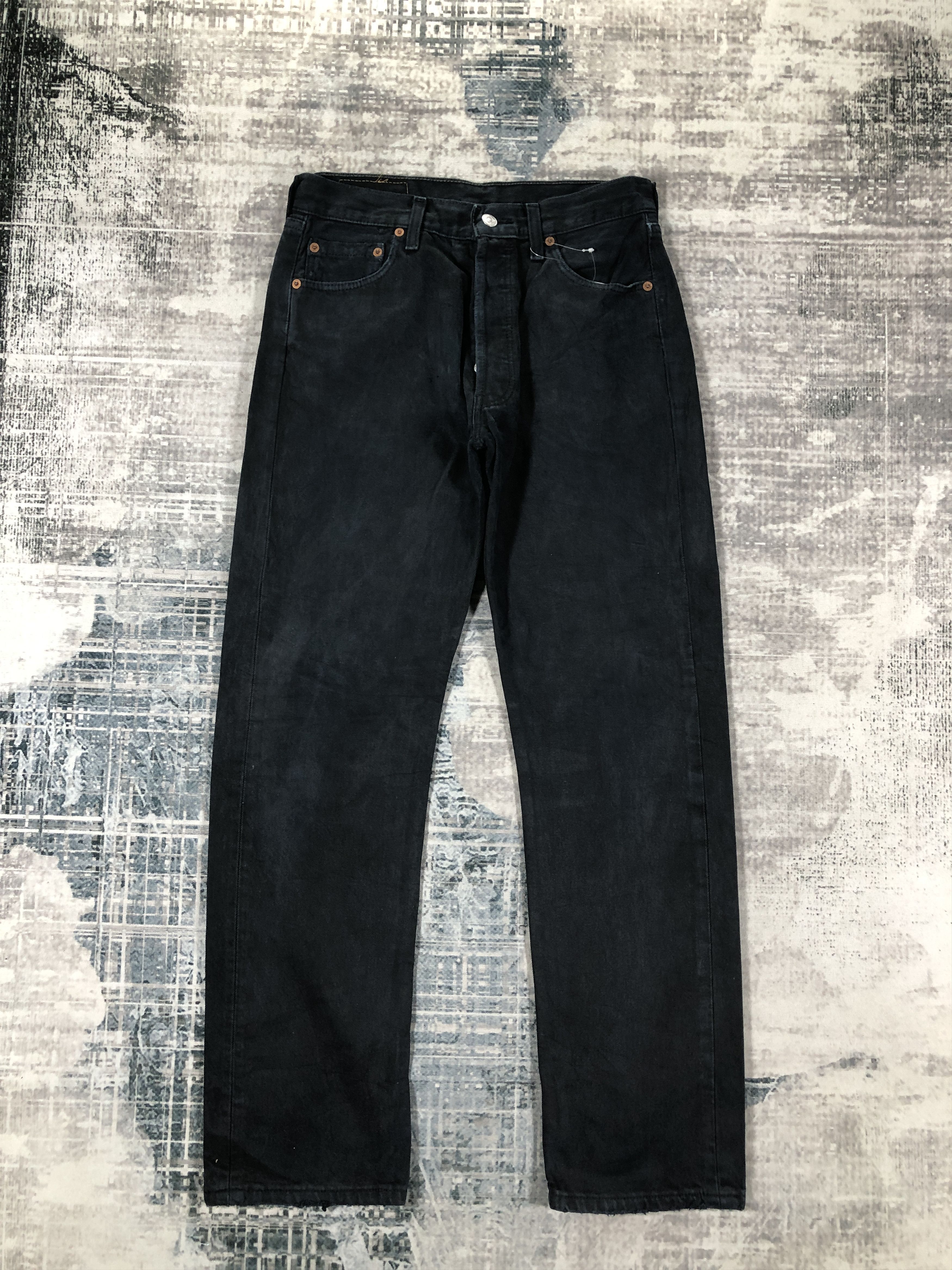 Levi's × Vintage Vintage Levis 501 Jeans Black Denim Size US 28 / EU 44 - 1 Thumbnail