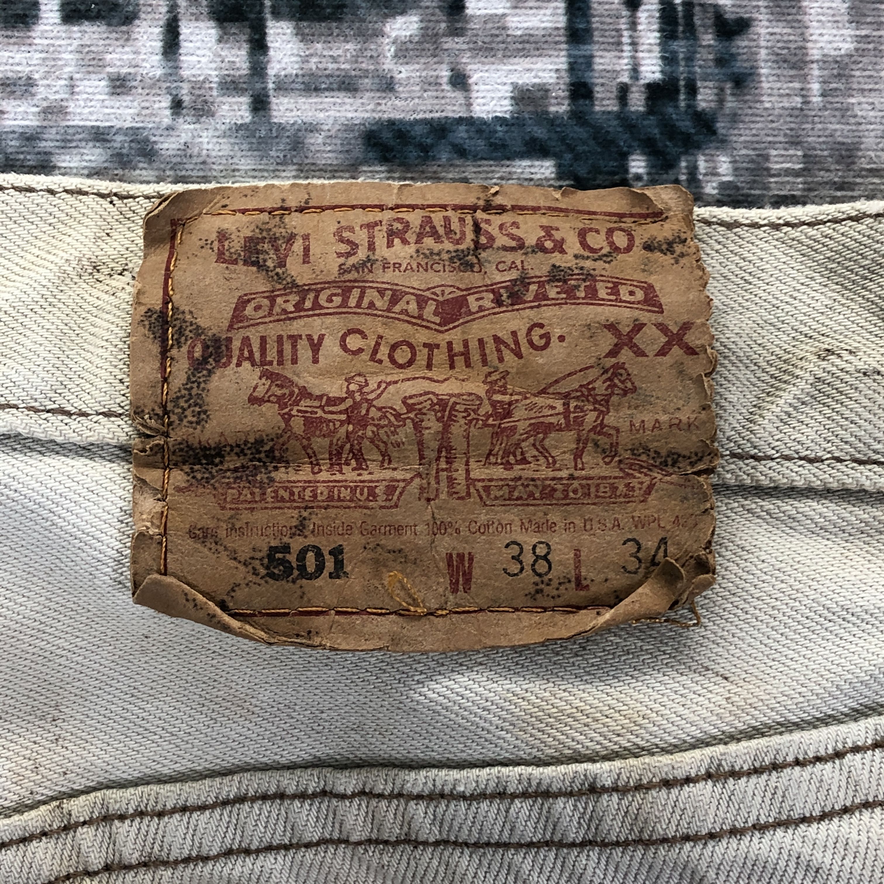 Levi's Vintage Levis 501 Jeans Faded White Denim Size US 37 - 9 Thumbnail