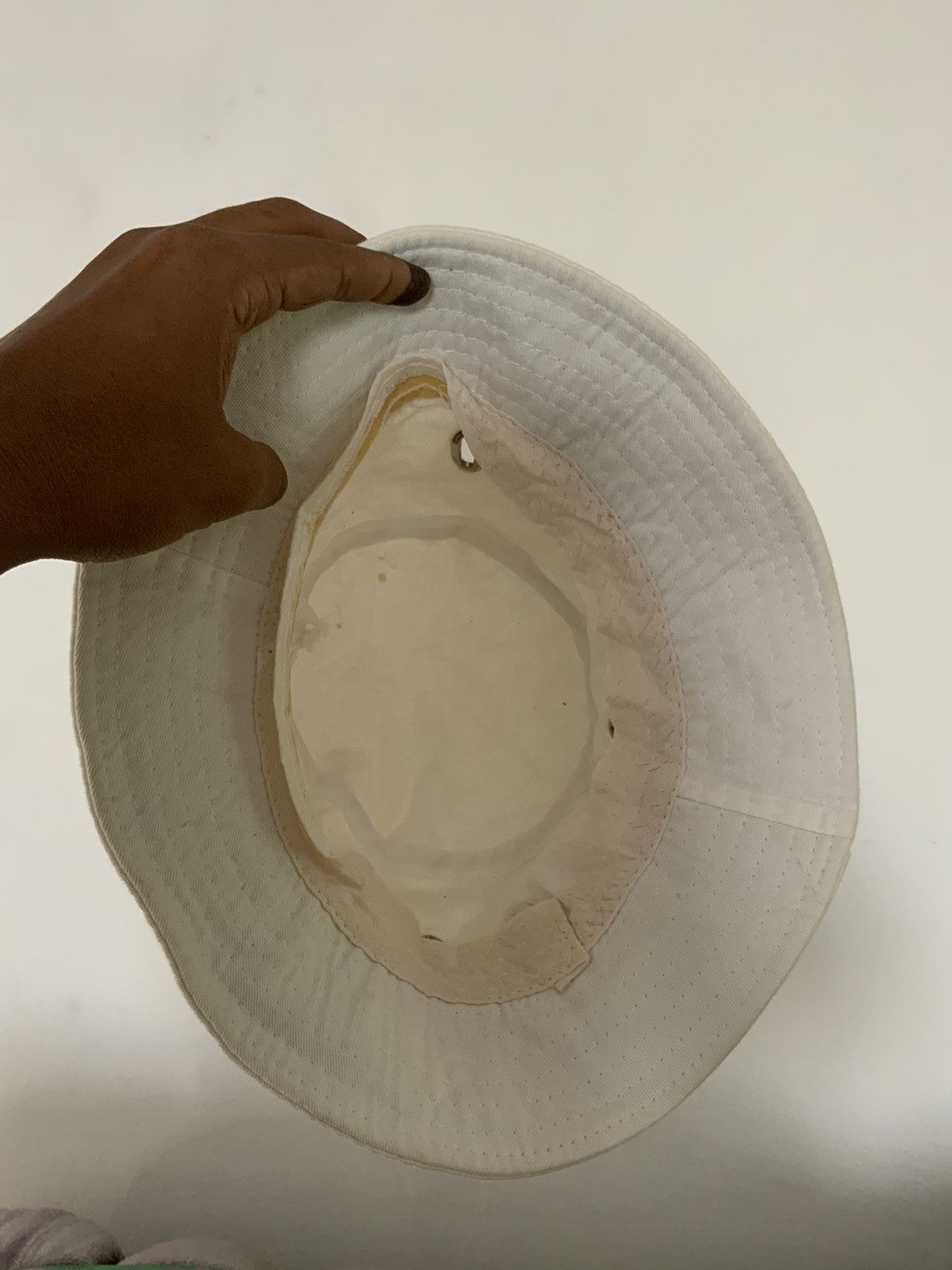 If Six Was Nine KMrii Style White Bucket Hat Size ONE SIZE - 8 Thumbnail