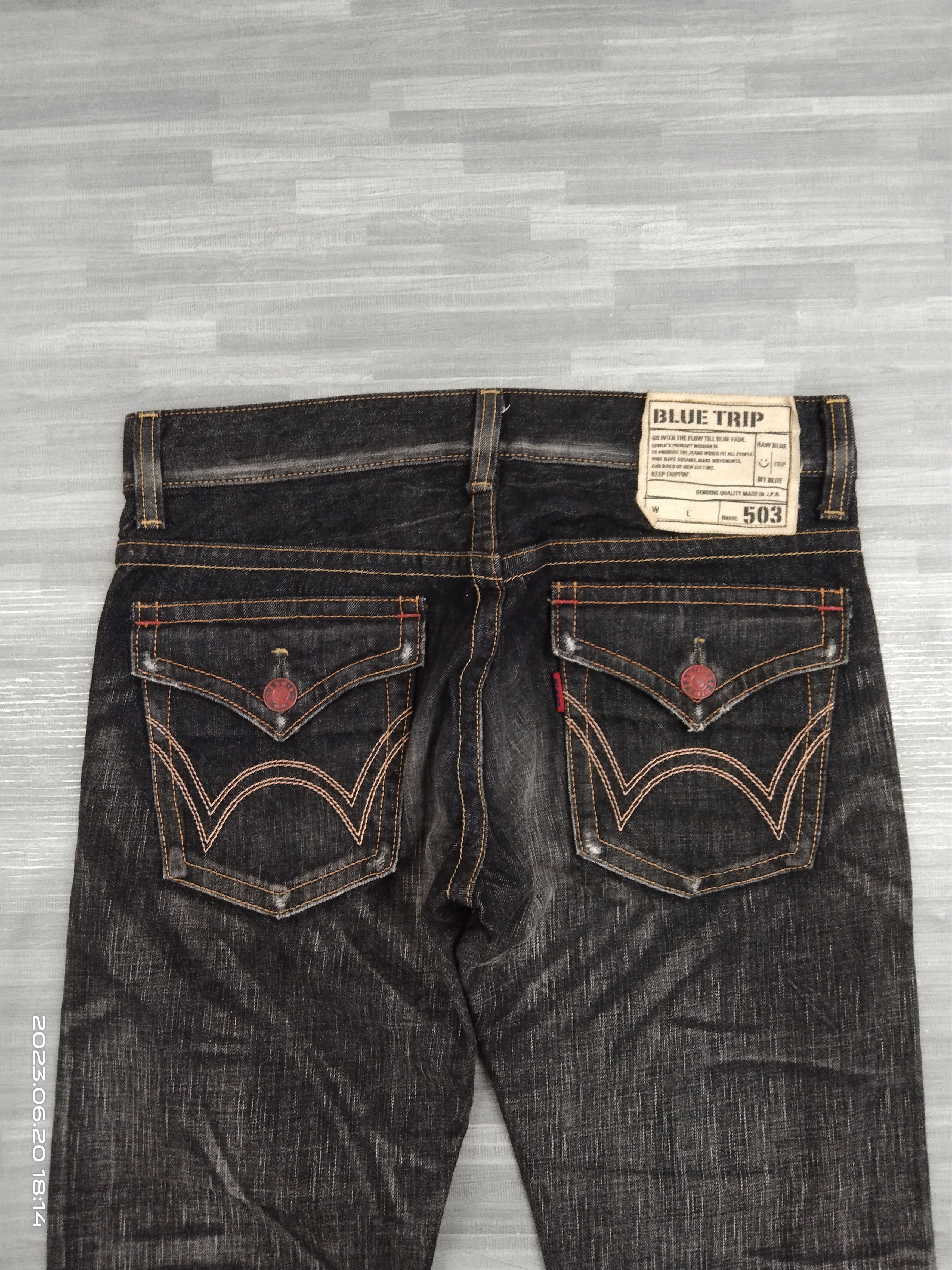 Vintage FLARE WASHED BLACK BLUE TRIP DENIM PANTS Size US 31 - 5 Thumbnail