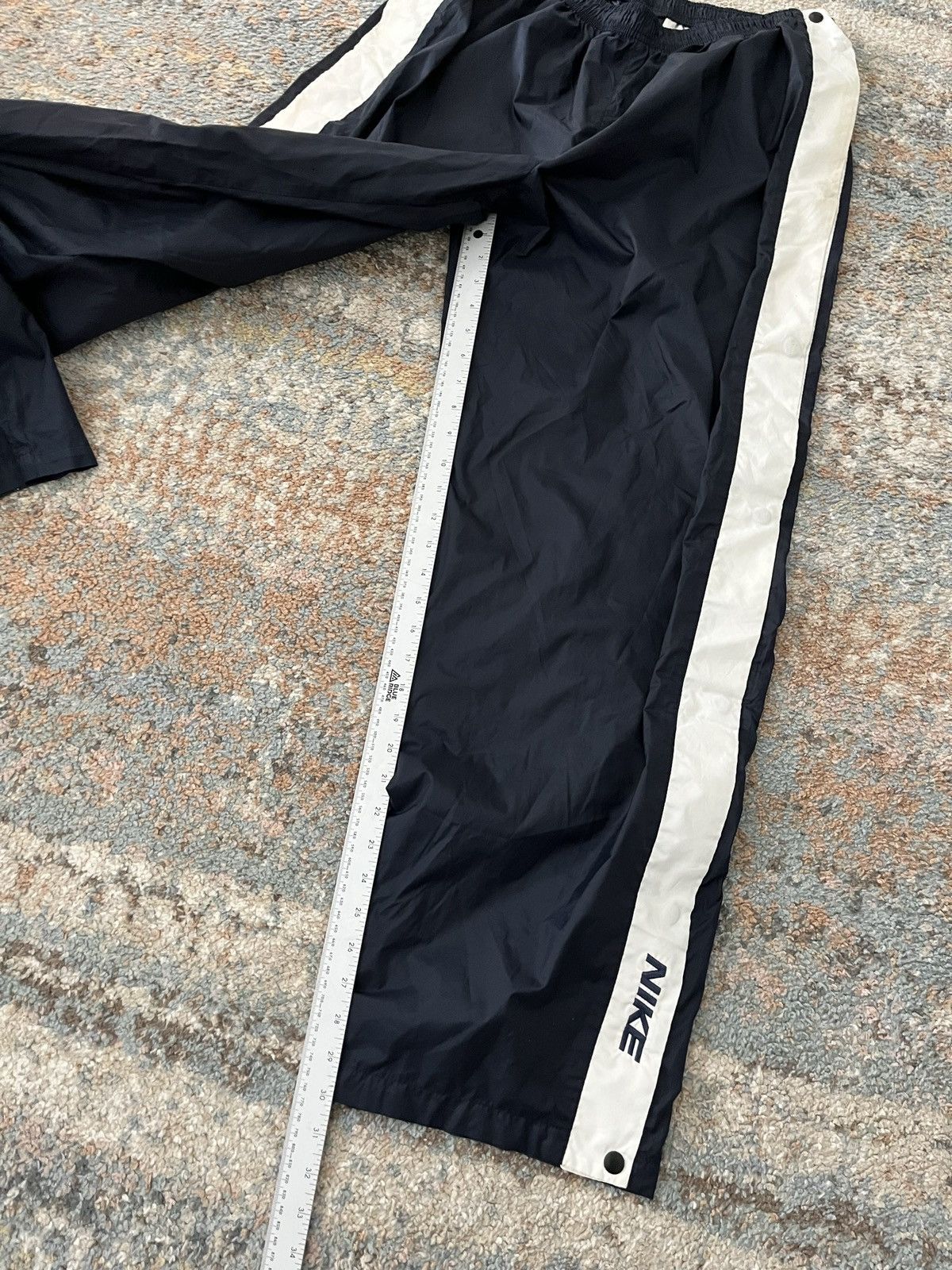 Vintage VTG Nike Track Pants Swishy Large Blue White 90s Black Tag Size US 32 / EU 48 - 4 Thumbnail