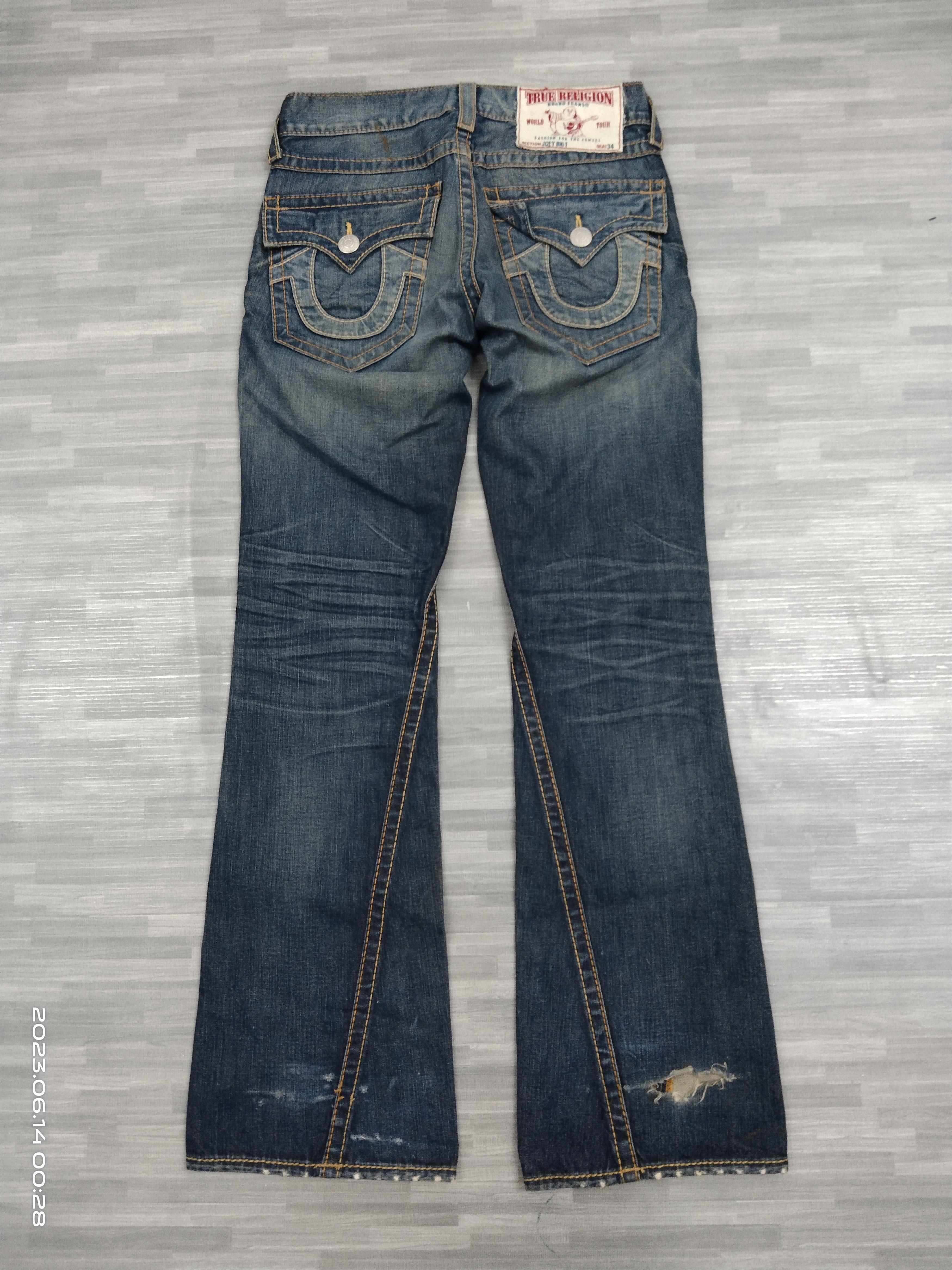 True Religion TWIST FLARE RIPED T.RELIGION DENIM PANTS Size US 29 - 3 Thumbnail