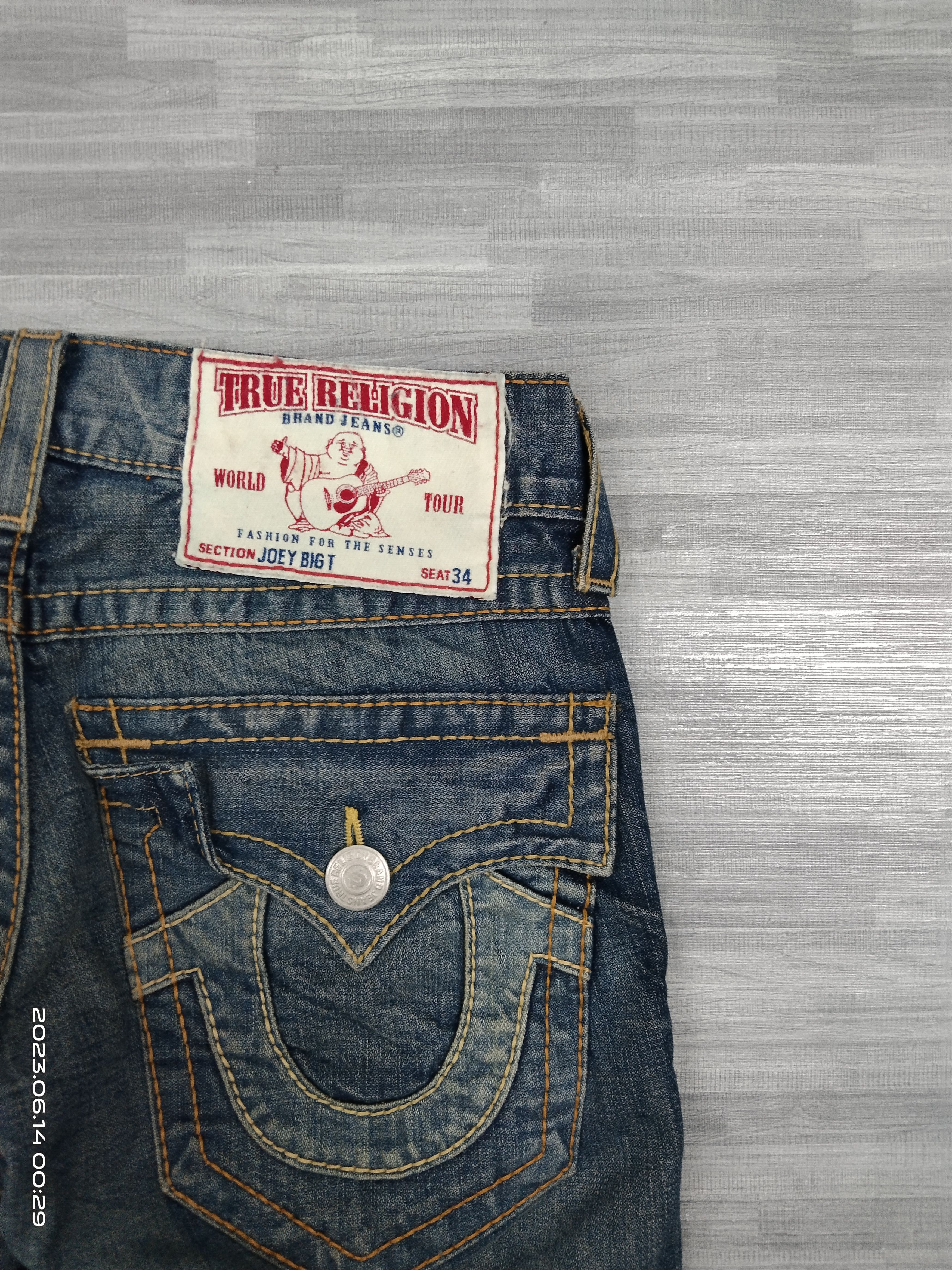 True Religion TWIST FLARE RIPED T.RELIGION DENIM PANTS Size US 29 - 9 Thumbnail