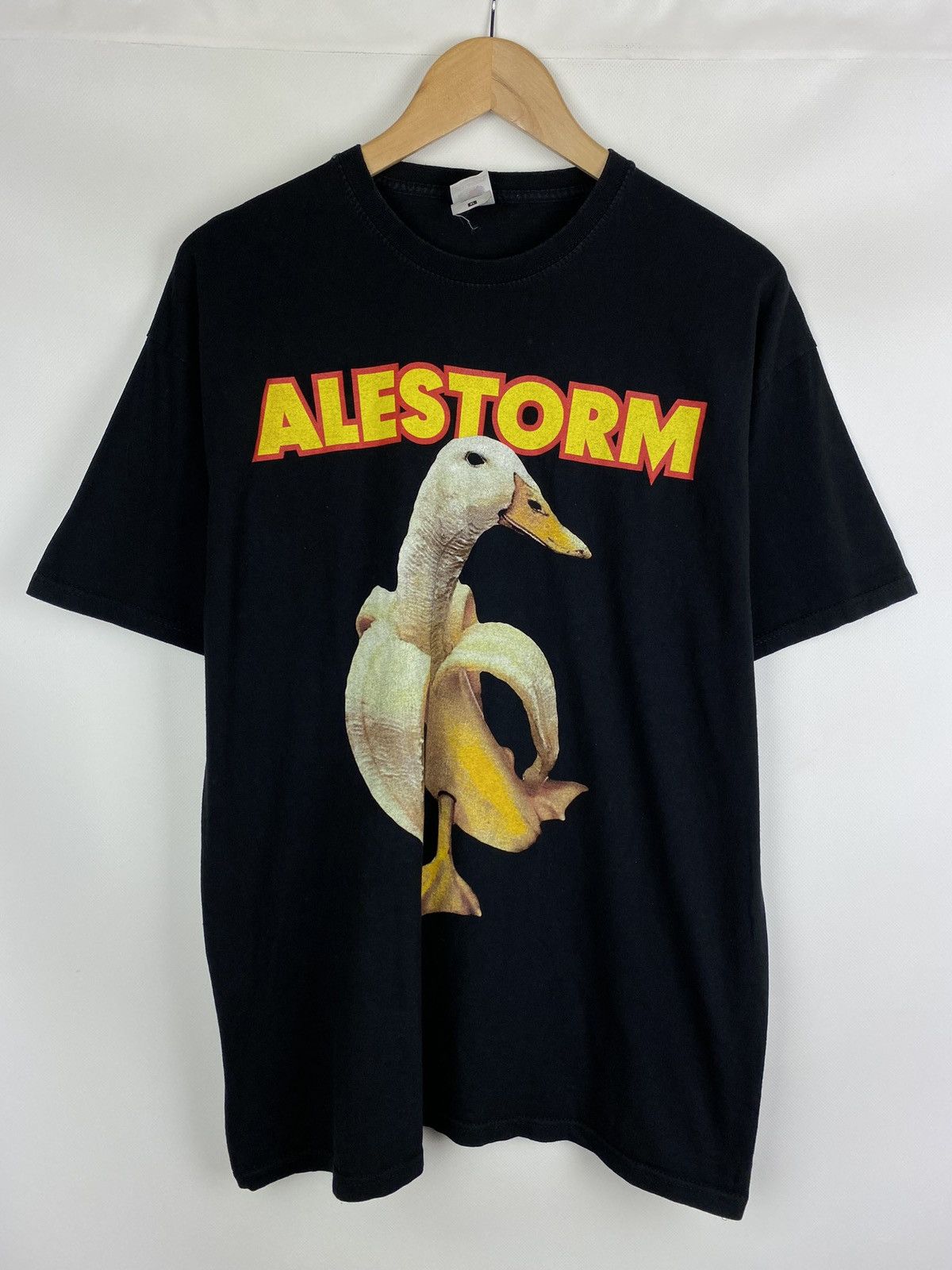 Alestorm Banana Duck men’s merch Band t shirt size Xl